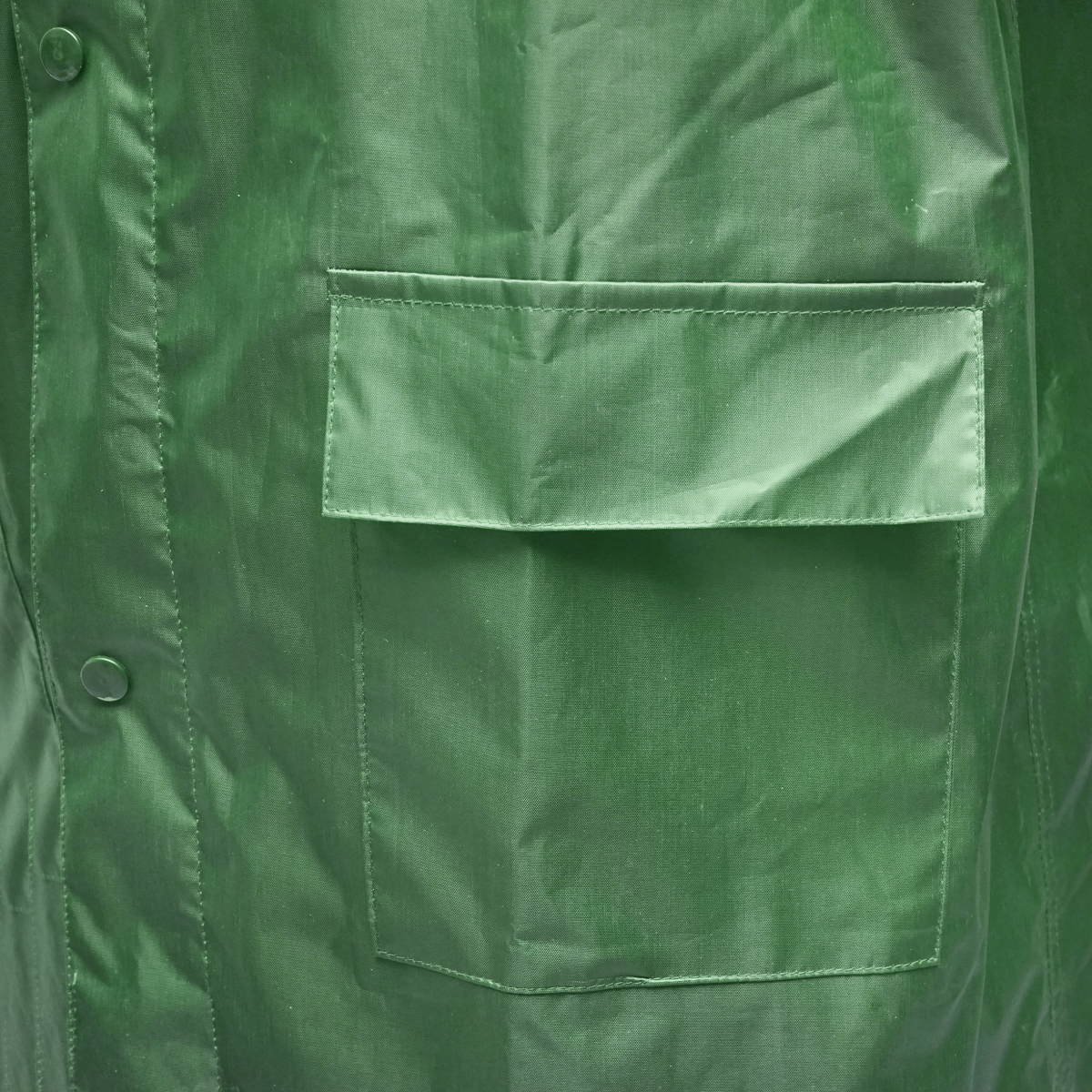 Pelerina cu gluga impermeabila XXL din poliester cu membrana PVC fante de aerisire, 2 buzunare si fermoar verde Breckner Germany - imagine 5