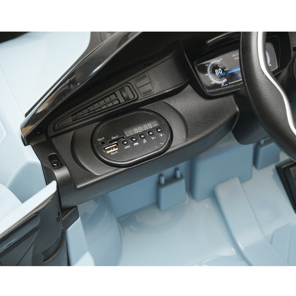 Masinuta electrica cu telecomanda pentru copii BMW i8 coupe 6V/7Ah JE1001 cu scaun piele - imagine 12