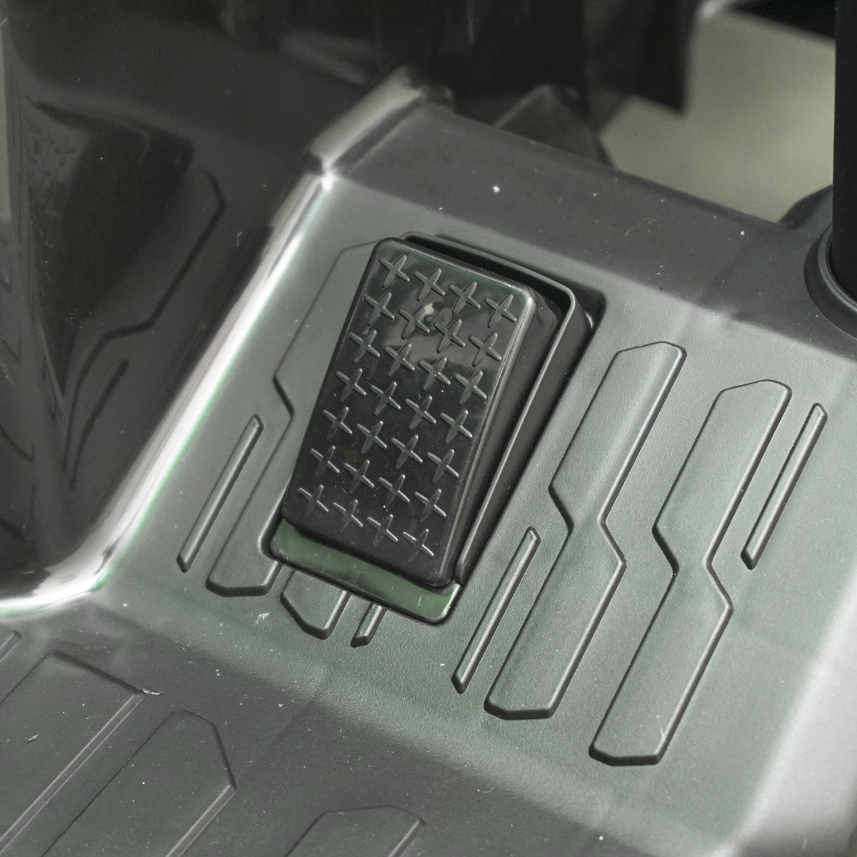 Tractor cu remorca electric pentru copii cu baterie 12V/10Ah si telecomanda JS3158B verde - imagine 13