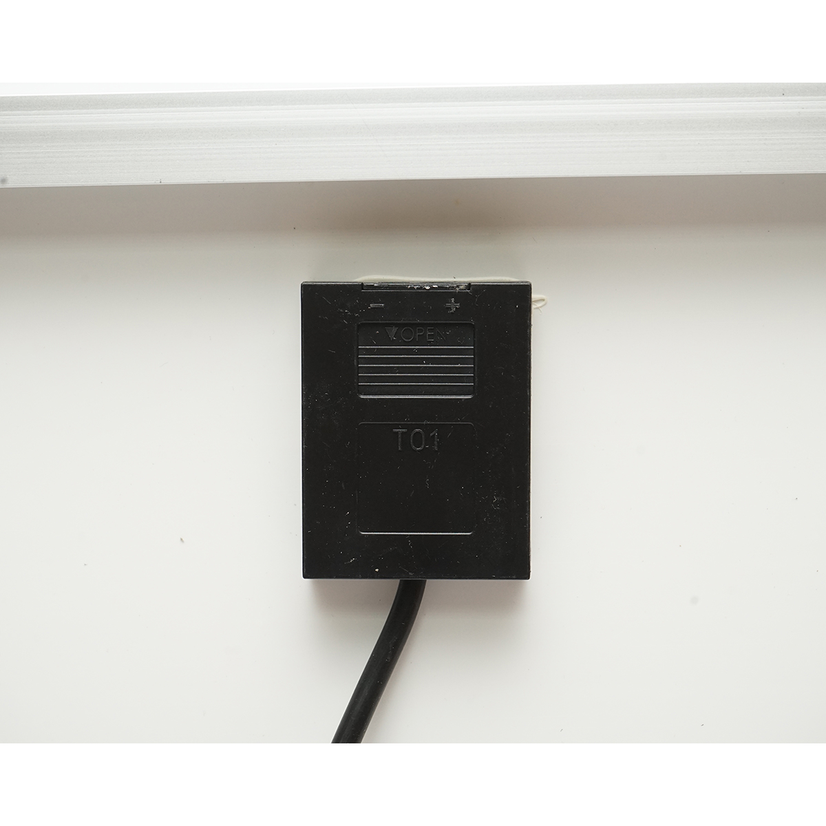 Panou solar 30W fotovoltaic monocristalin 560x345x25mm cu regulator 12-24V/10Ah, 2x USB si cablu 2m pentru baterie Breckner Germany - imagine 5