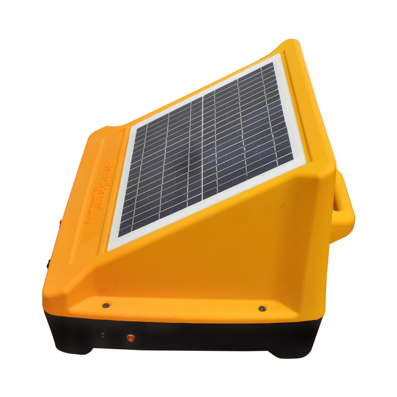 Aparat generator impulsuri pentru gard electric 12V, 4 Joule, 40km cu panou solar 20W si baterie 12V/12Ah Breckner Germany - imagine 3