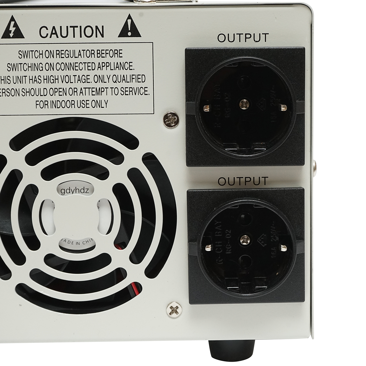 Stabilizator automat de tensiune 5200VA cu servomotor monofazat, 2 prize schuko 230V, afisaj LCD Breckner Germany - imagine 8