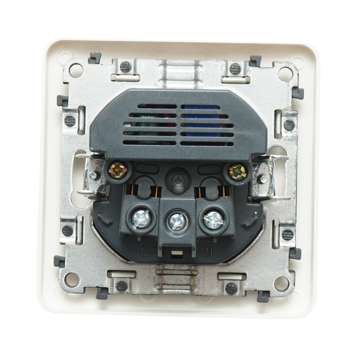 Priza schuko alba incastrata 220V, 16A, 2xUSB 5V 2.1A, PC 80x80mm - imagine 3