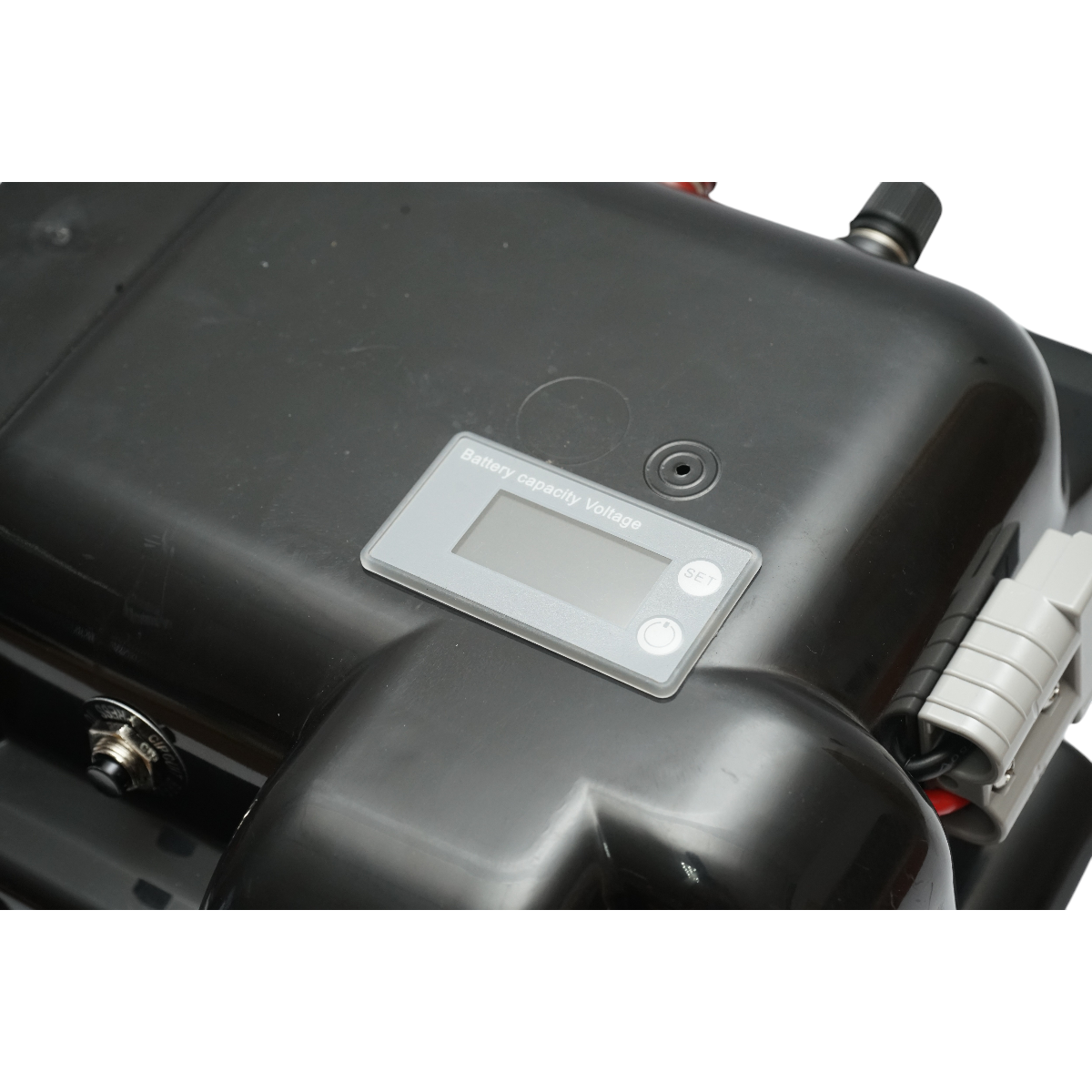 Cutie baterie auto 12V cu voltmetru DC 6-30V, intrerupator alimentare 100A, priza bricheta, afisaj LCD, 2xUSB 350x180x200mm - imagine 9