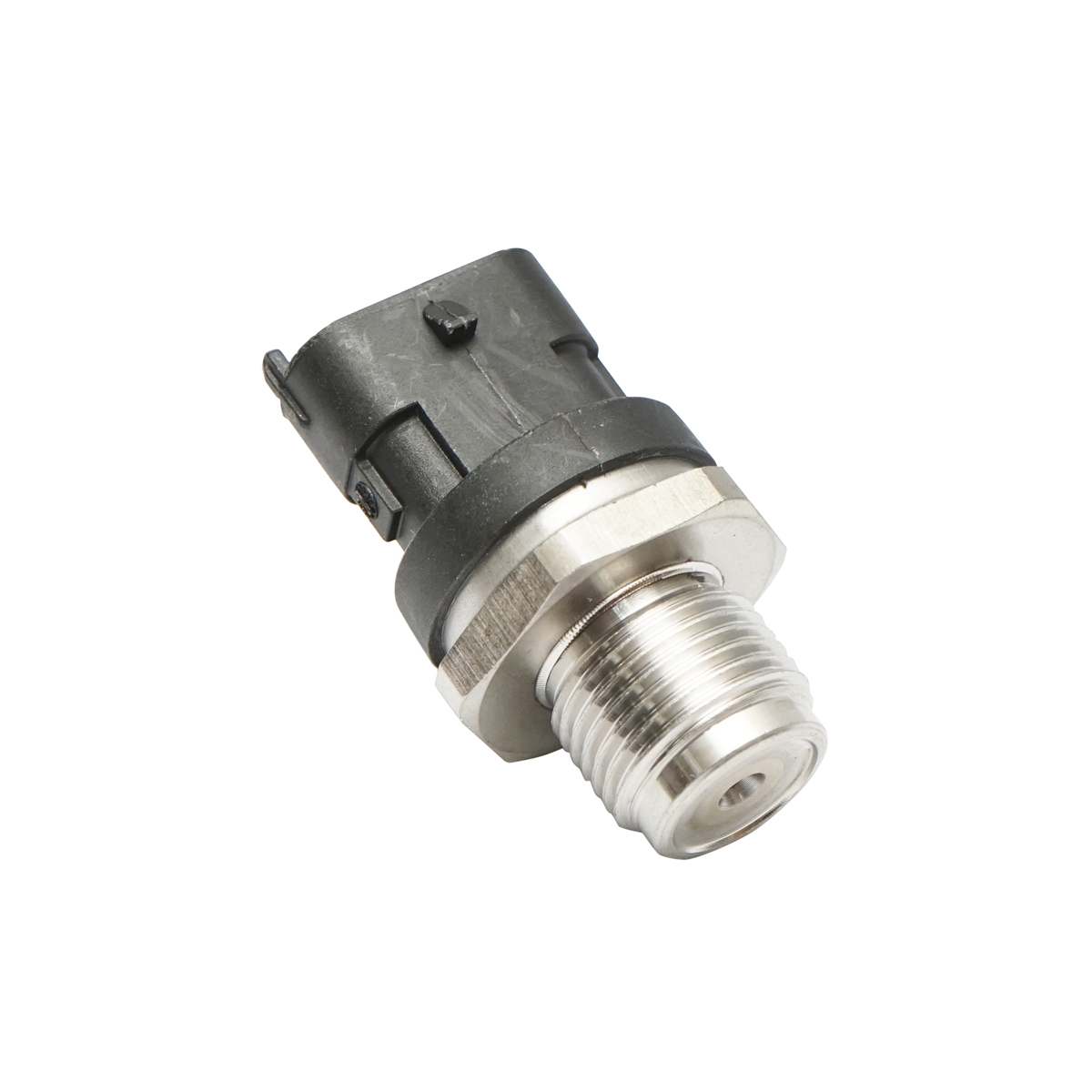 Senzor presiune combustibil pentru Case IH, New Holland, Massey Ferguson, Fendt cod OEM 837079434, 837079599, V837079434, V837079599, 2854542, 504333094, 5522231414 - imagine 2