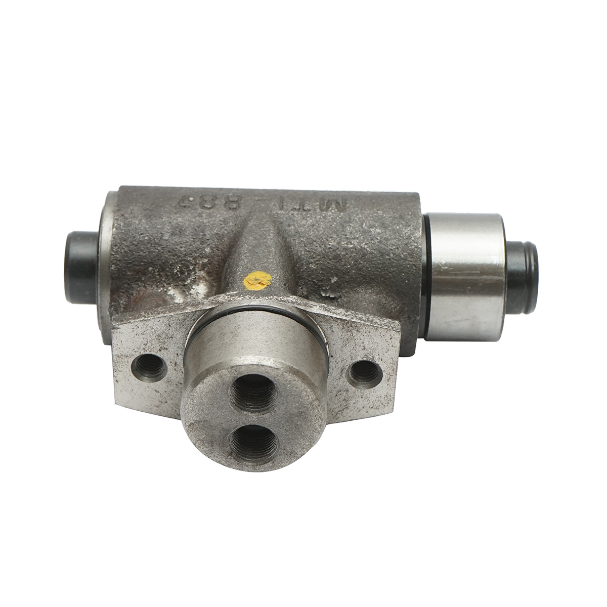Cilindru receptor frana stanga Massey Ferguson cod OEM 3477380M91, 3477380, 3477380M92, 3477380M93 - imagine 3