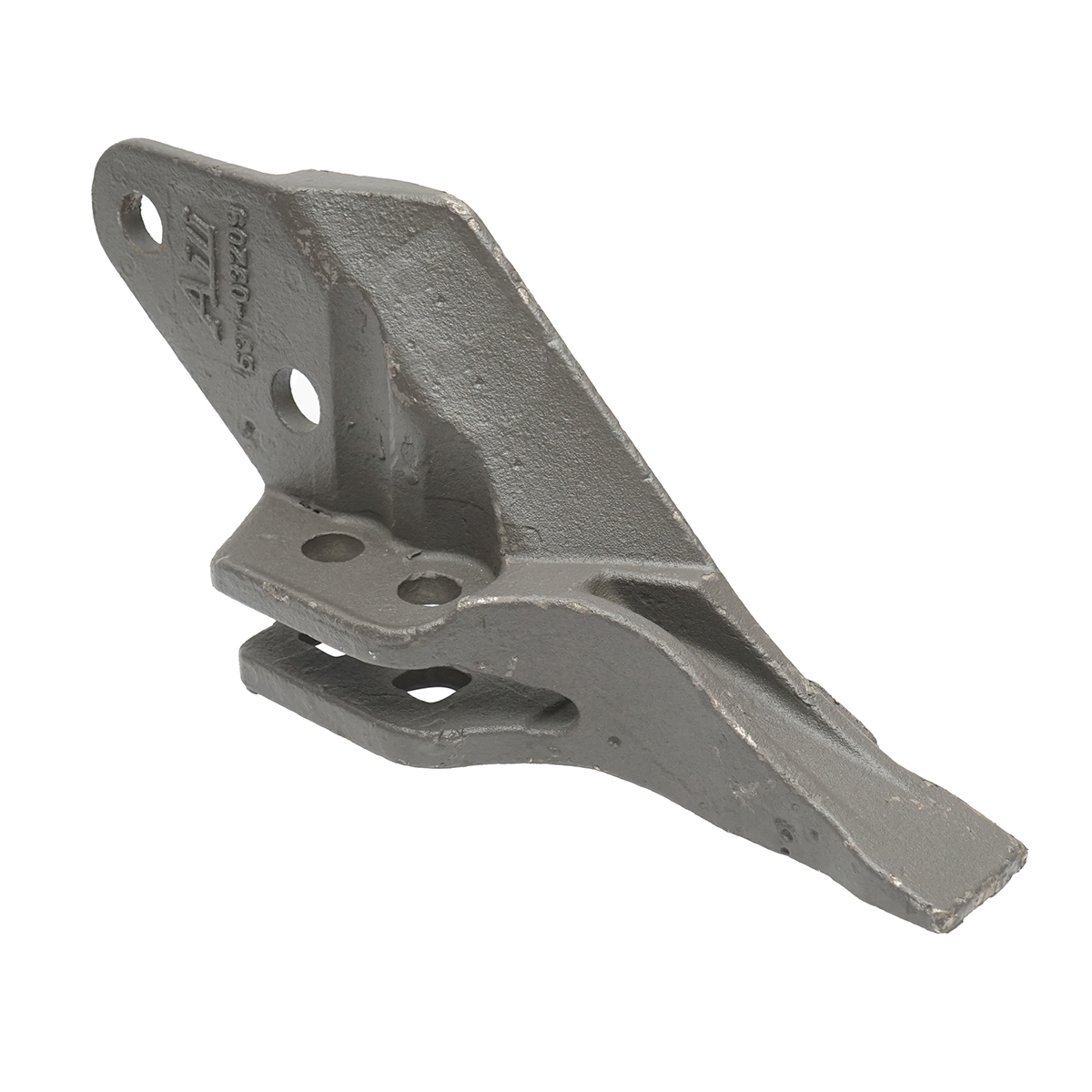 Dinte cupa lateral stanga buldoexcavator JCB 3CX cod OEM 53103209