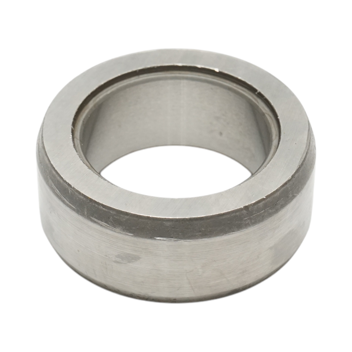 Bucsa simering fata arbore motor John Deere 38.1x57.1x22.45mm cod OEM R81989