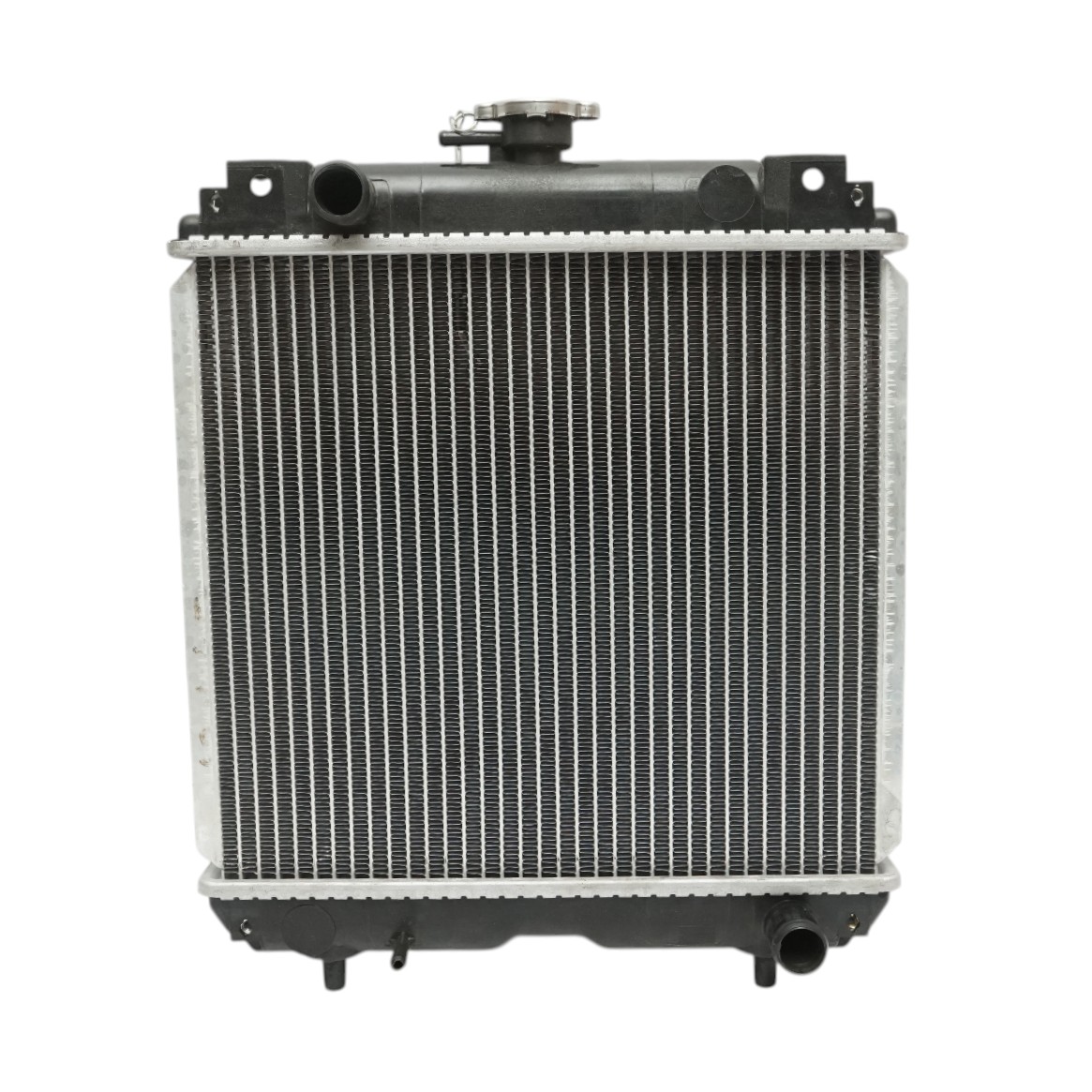 Radiator racire Kubota 373x471mm cod OEM K2110-85010