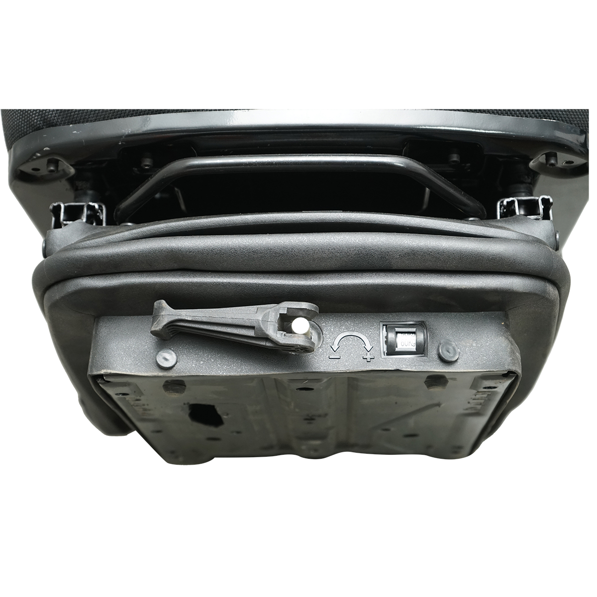 Scaun universal reglabil pe greutate 50-130Kg, cotiere si spatar rabatabil 50-90° pentru tractor, utilaje agricole, industriale, stivuitor  - imagine 5