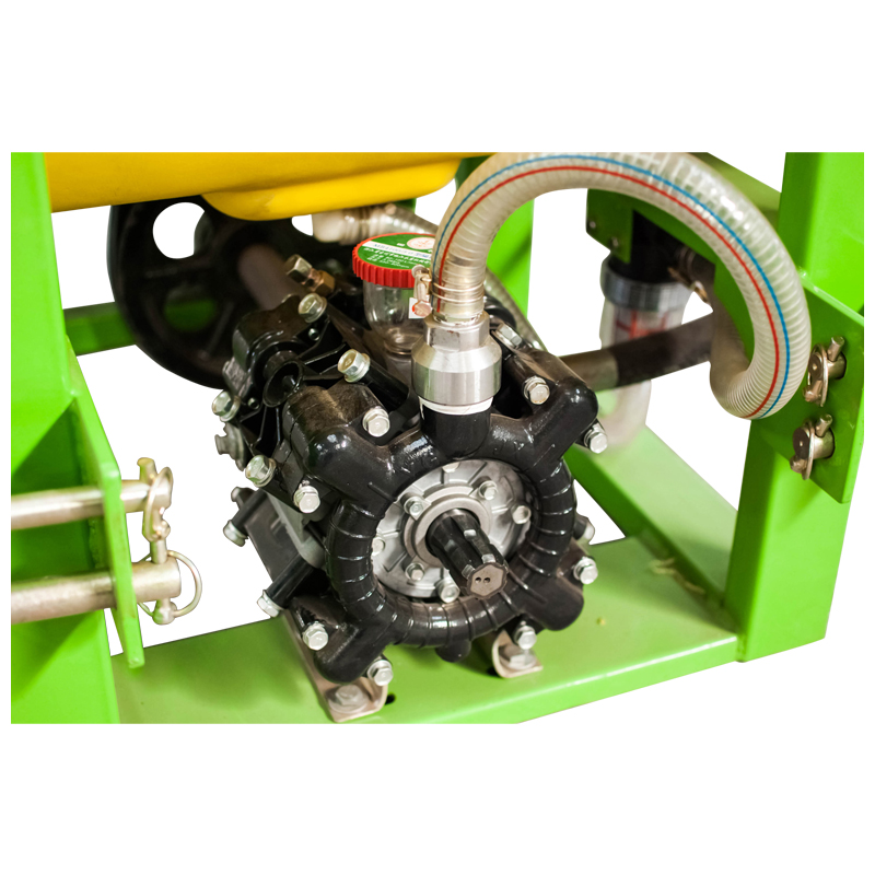 Atomizor cu rezervor 400L cu cardan si 12 diuze Konig Traktoren - imagine 12