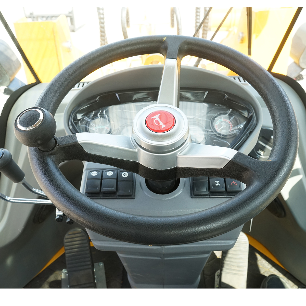 Incarcator frontal WOLA 1.2T 42KW, 56CP, cupa 0.6m3 - imagine 14