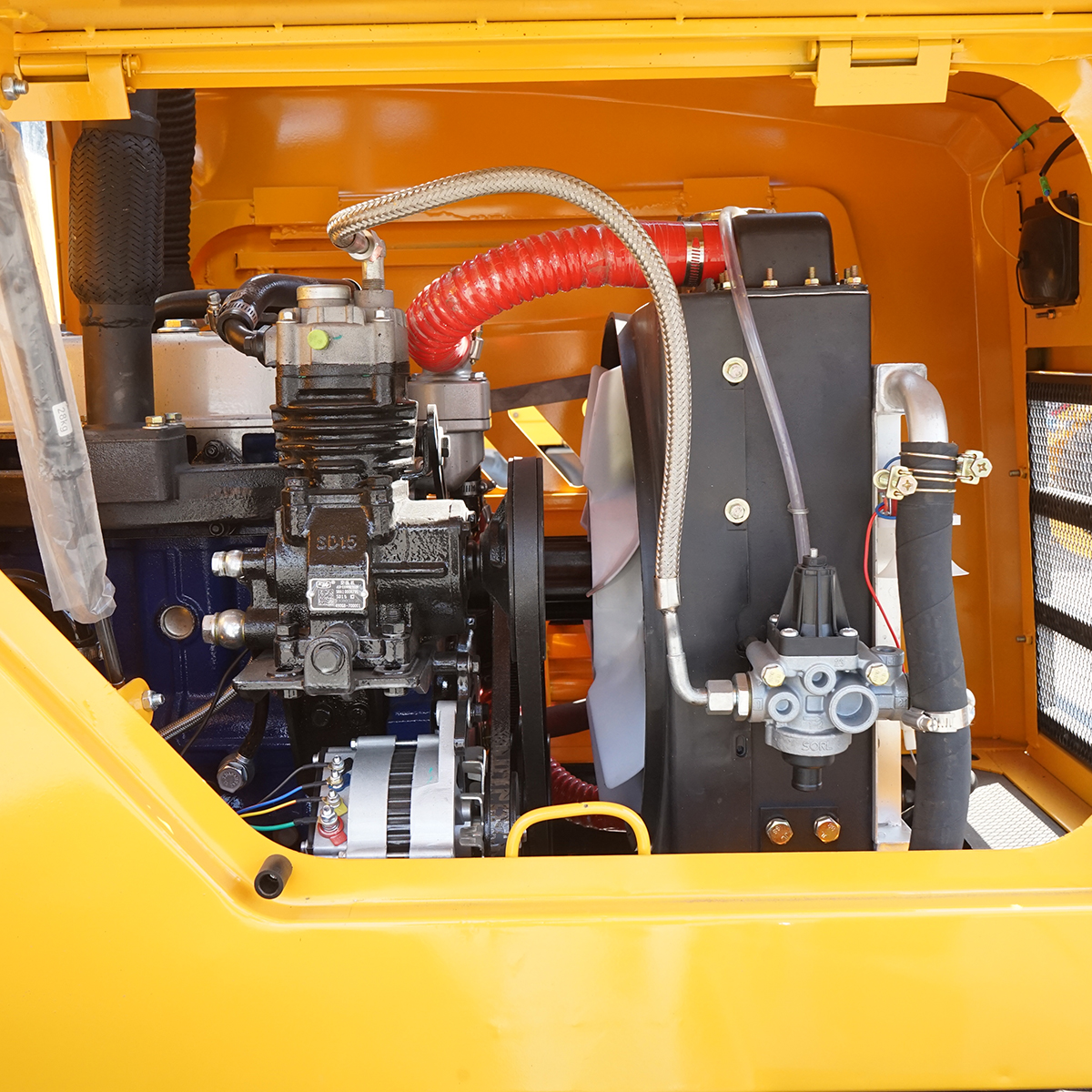 Incarcator frontal WOLA 1.2T 42KW, 56CP, cupa 0.6m3 - imagine 15