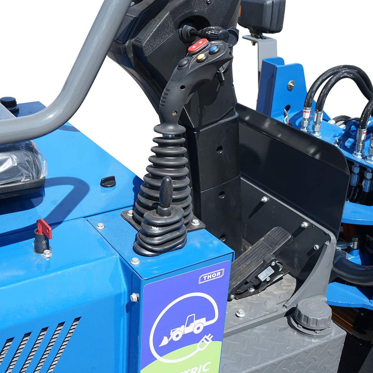 Incarcator frontal electric, WOLA 0.4T, 60V, cupa 0.2m3	 - imagine 10