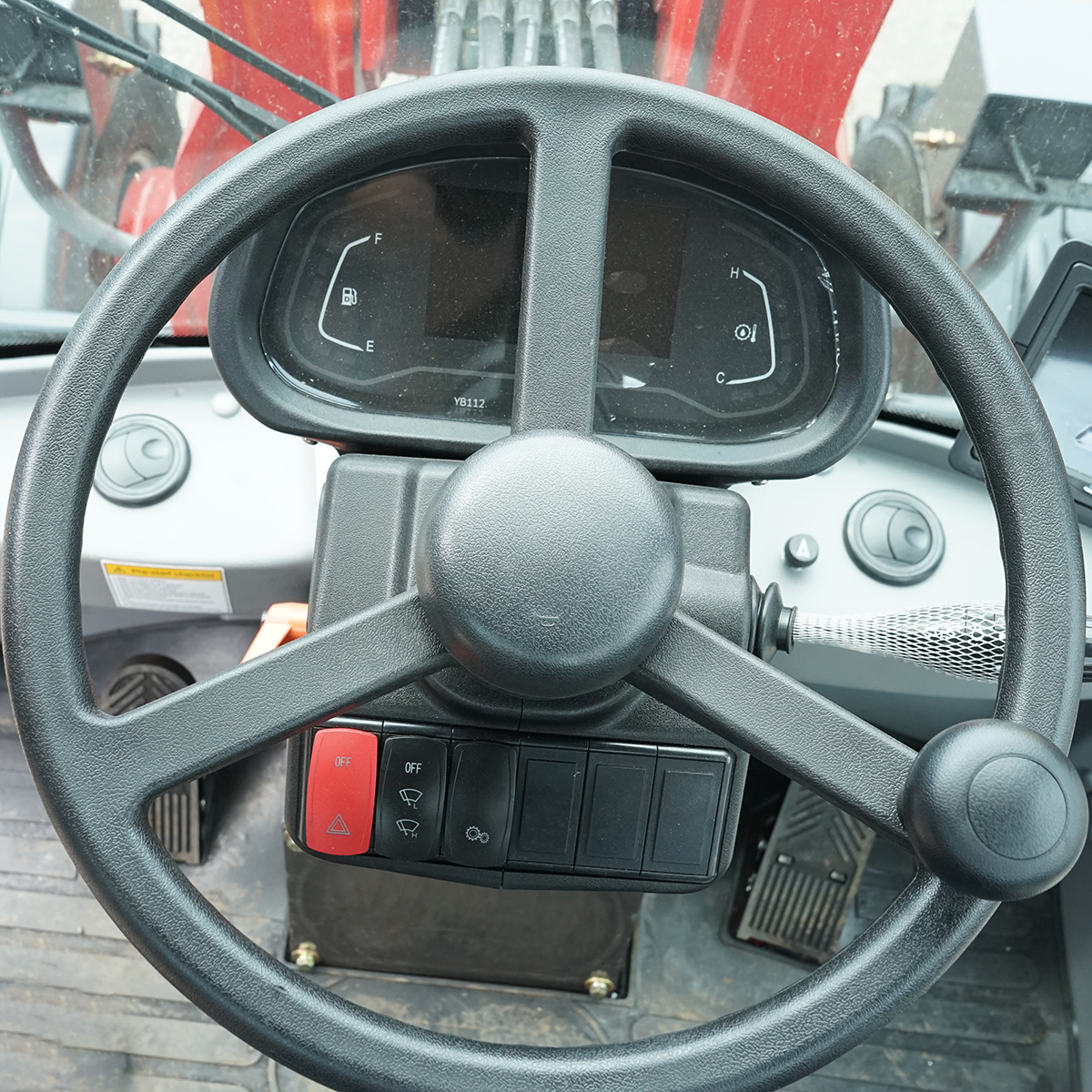 Incarcator frontal telescopic WOLA 36KW, 4WD, Euro 3, cabina cu incalzire WOLF - imagine 8