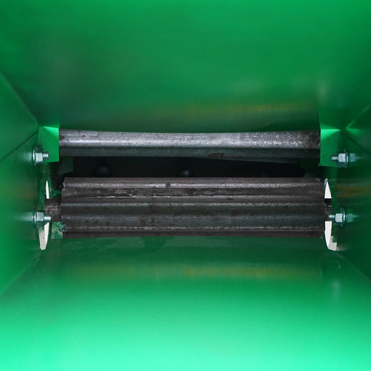 Siscornita electrica 2.2kW, 220V, capacitate 600 kg/h pentru lucerna, tulpini de porumb, grau, floarea soarelui Baisan - imagine 5