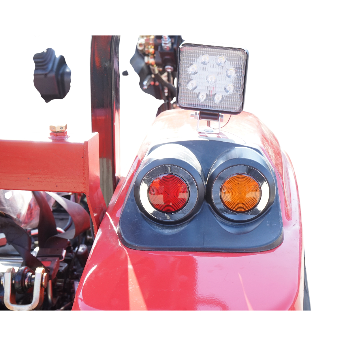 Tractor 35HP 4x4 semicabina cu incarcator frontal KONIG TRAKTOREN 354 - imagine 9