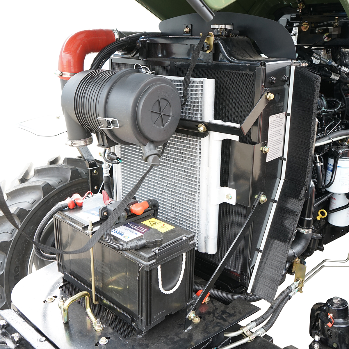 Tractor cu cabina 50HP, 4x4 inmatriculabil AGRI TRACKING 504 - imagine 6