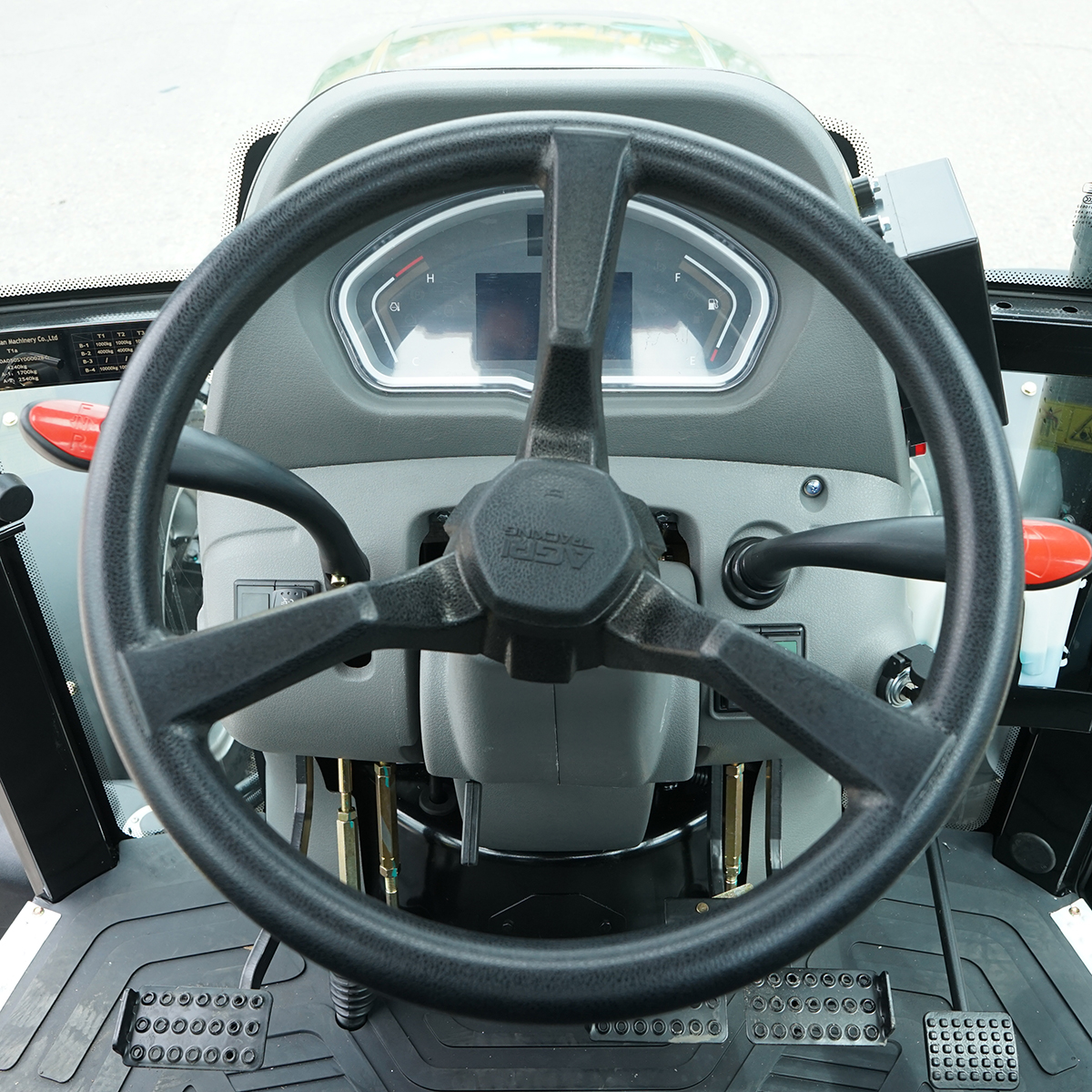 Tractor cu cabina 50HP, 4x4 inmatriculabil AGRI TRACKING 504 - imagine 12