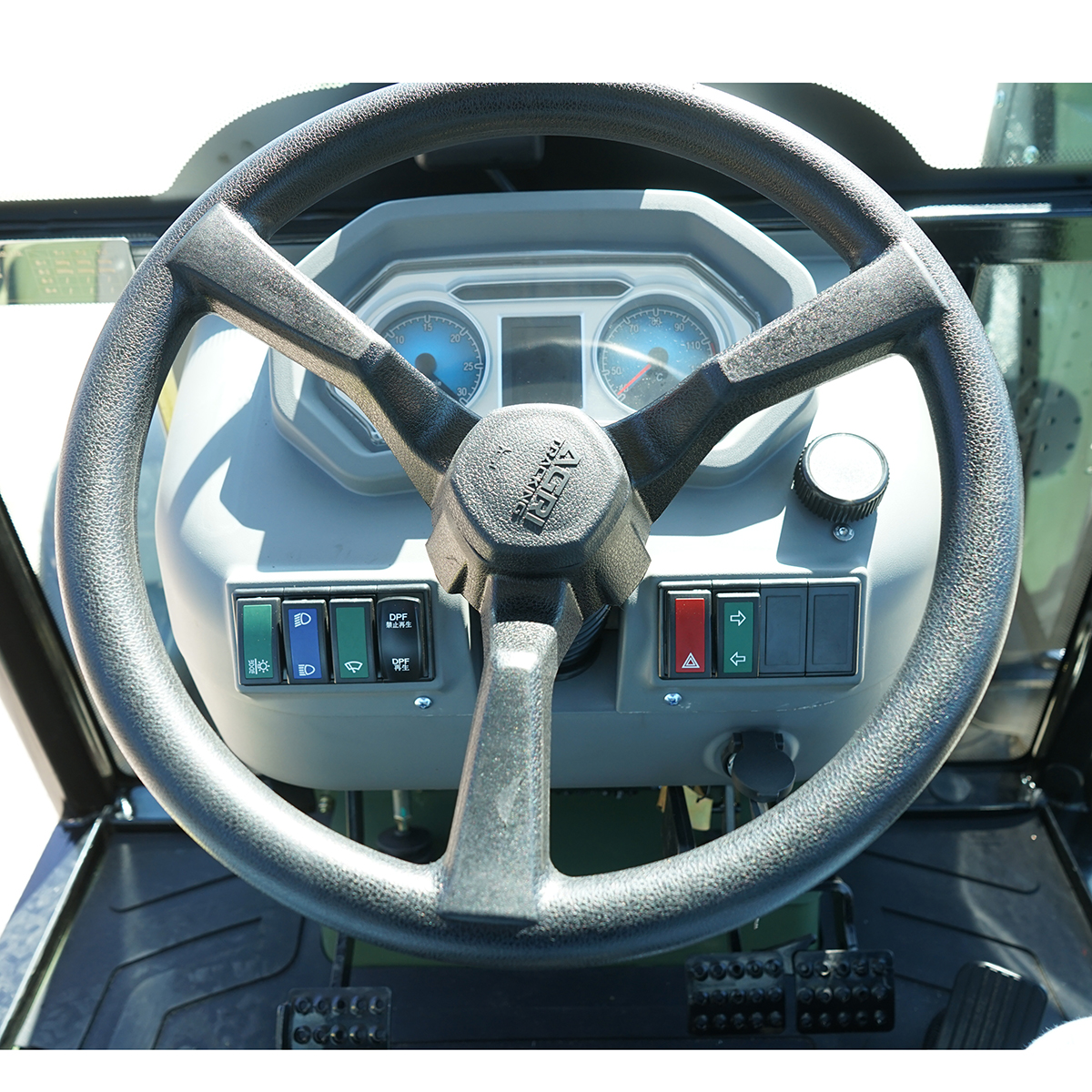 Tractor cu cabina 50HP, 4x4 inmatriculabil AGRI TRACKING 504 - imagine 12