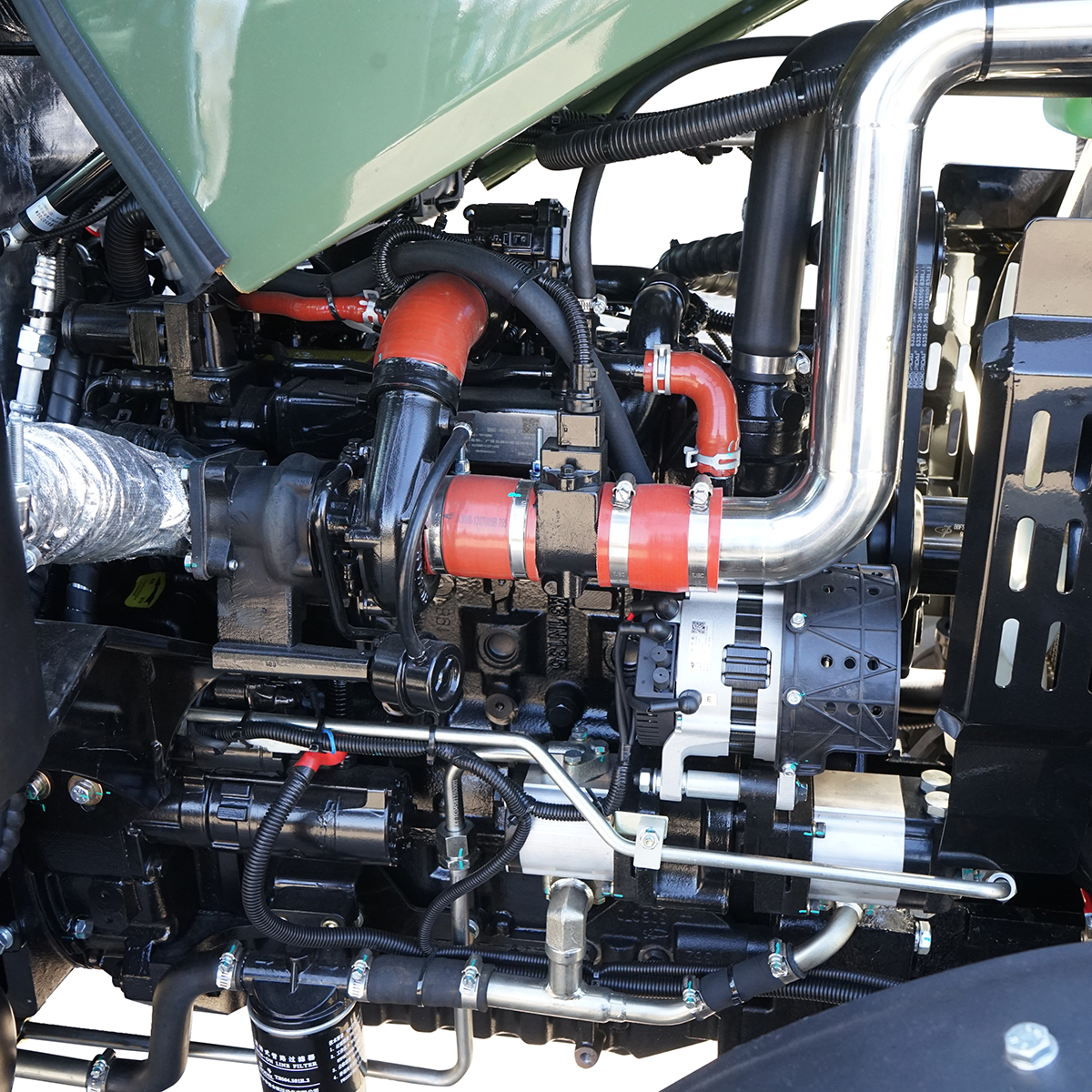 Tractor 75HP, 4x4 cu cabina inmatriculabil, motor turbo diesel, aer conditionat, camere video AGRI TRACKING 754 - imagine 9