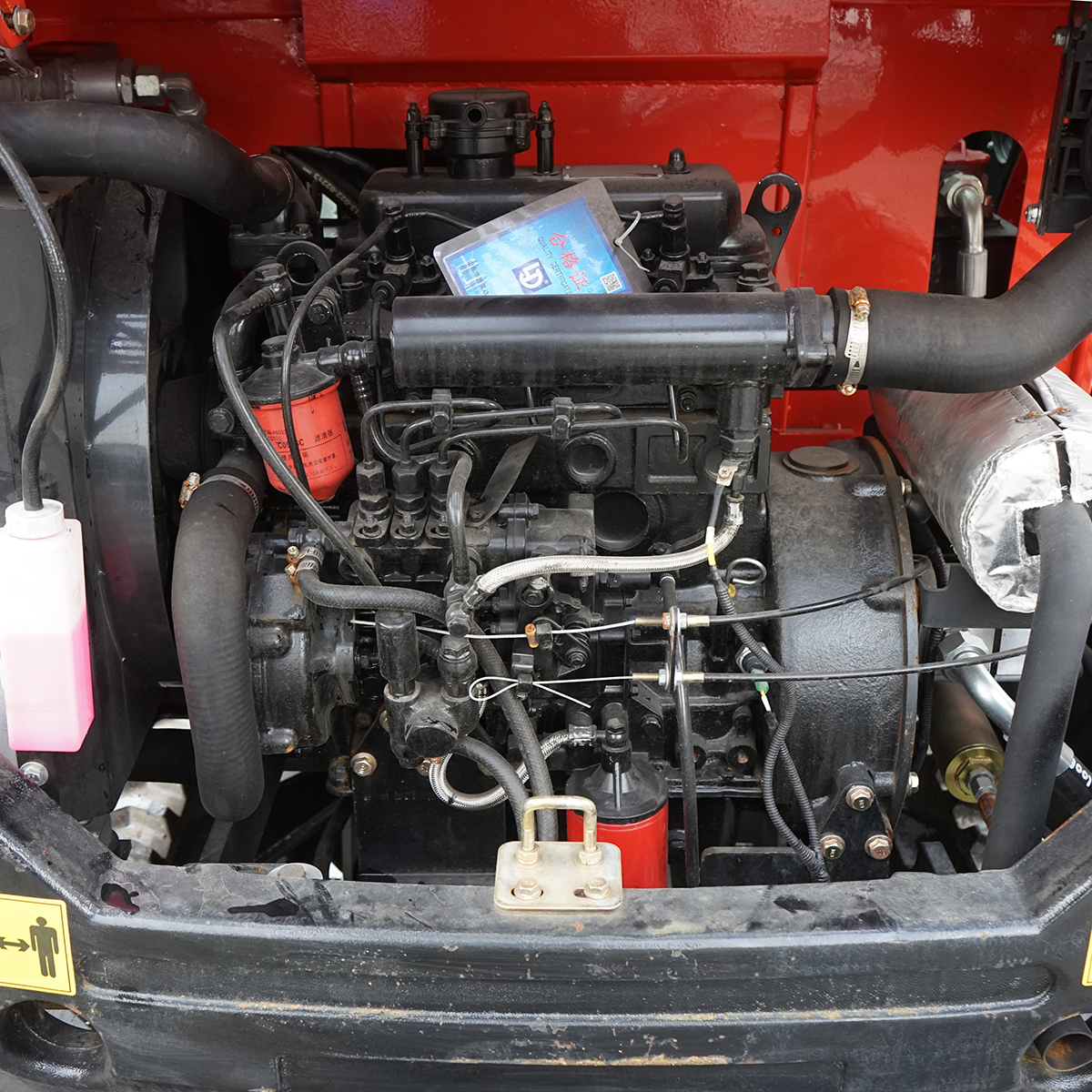 Mini excavator 1.8T cu cabina, motor diesel 25CP, rotire 360 grade, adancime sapare 2300mm, capacitate ridicare 350Kg, 2 cupe incluse 420/985mm THOR - imagine 9