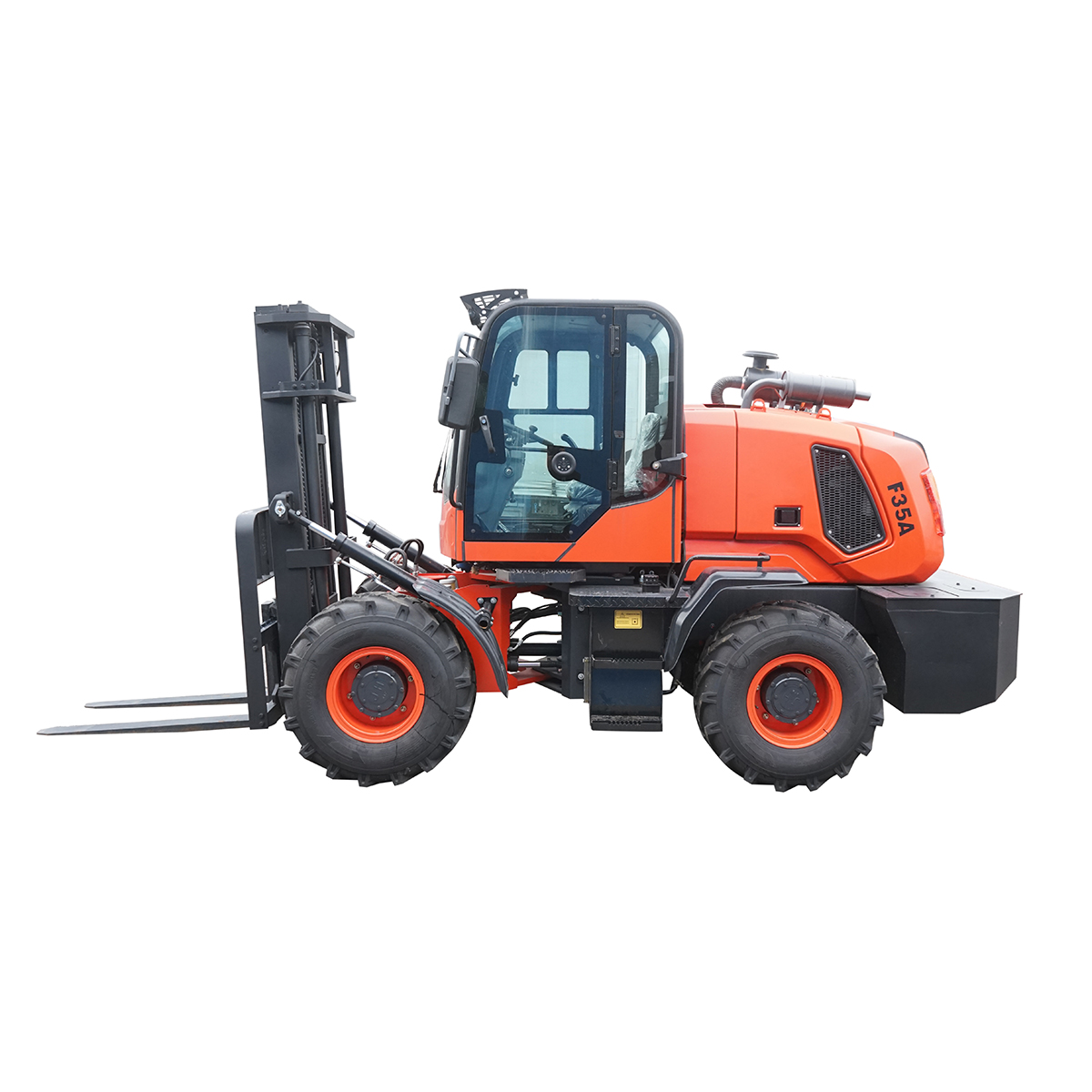 Motostivuitor 3.5T 4x4 OFF ROAD, motor diesel 57CP (42KW), inaltime ridicare 3m, roti 23.5/70-16 - imagine 2