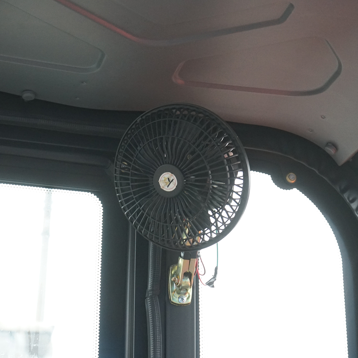 Motostivuitor 3.5T 4x4 OFF ROAD, motor diesel 57CP (42KW), inaltime ridicare 3m, roti 23.5/70-16 - imagine 15