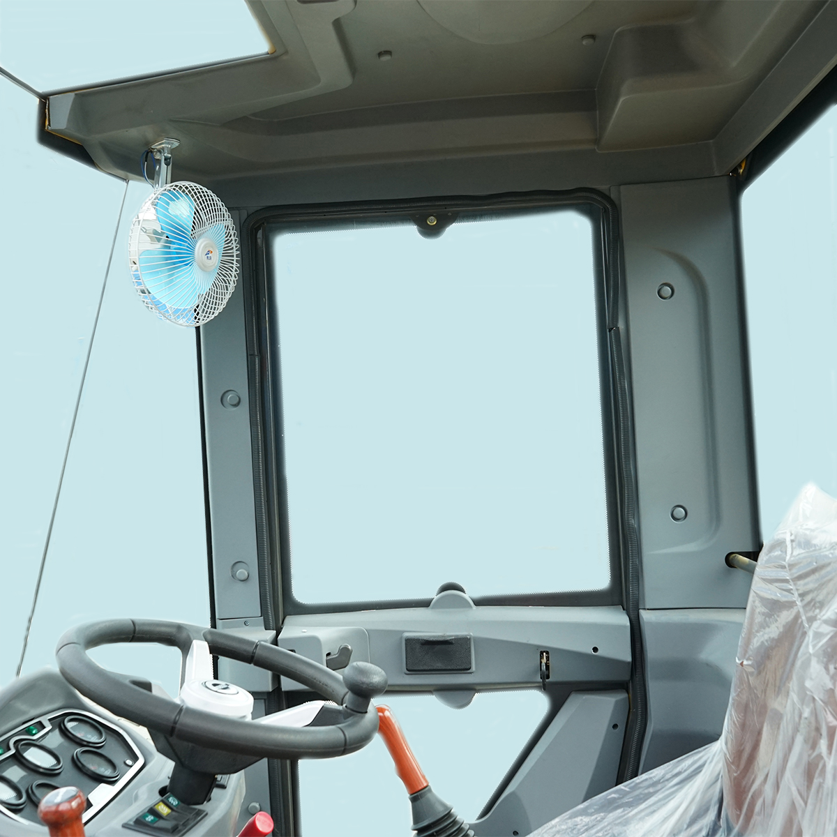 Incarcator frontal WOLA 2.3T, 4x4, 78CP, cupa 1.1m3, lame incluse 1060x100mm Breckner Germany - imagine 11