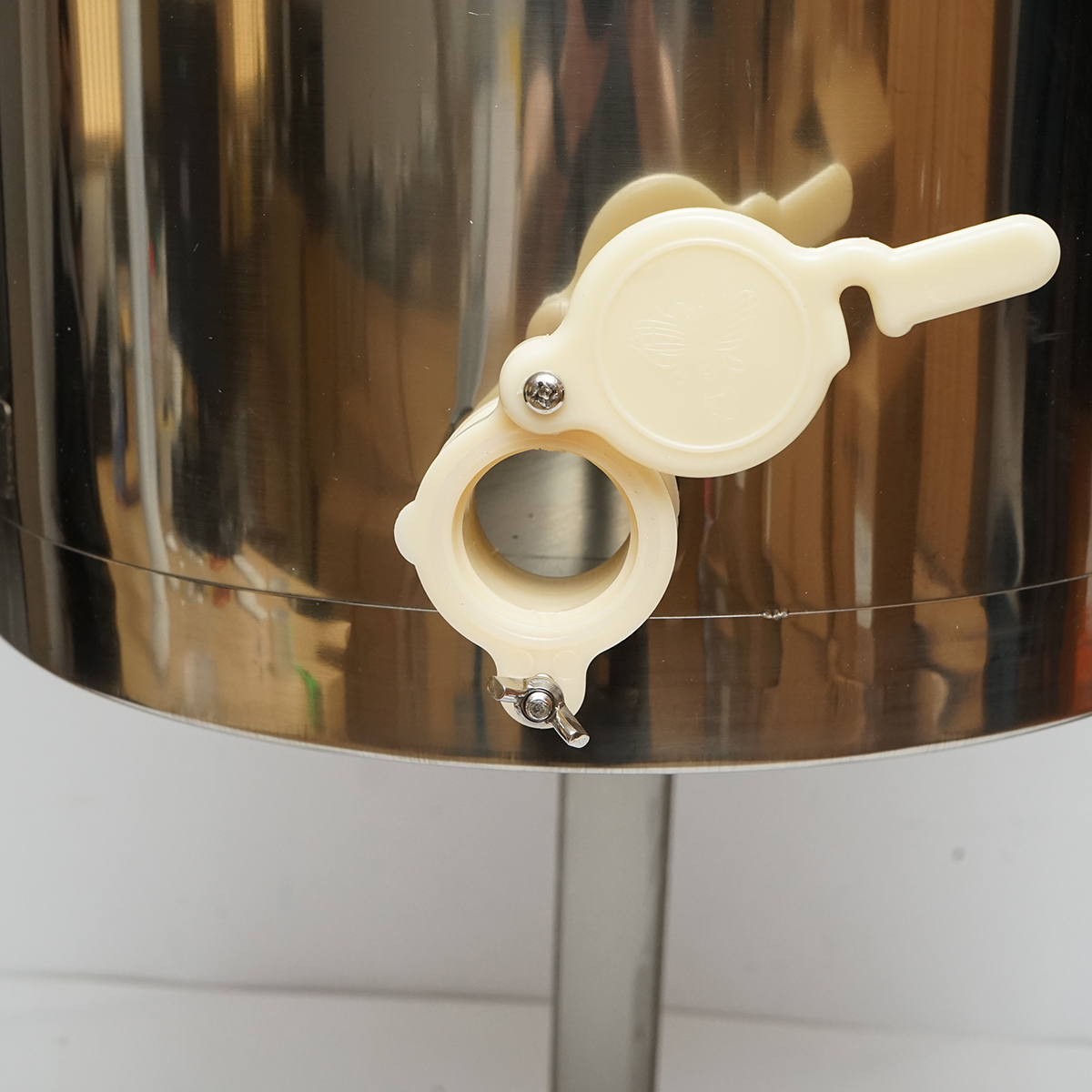 Centrifuga manuala apicola, extractor miere din inox cu 3 rame - imagine 6