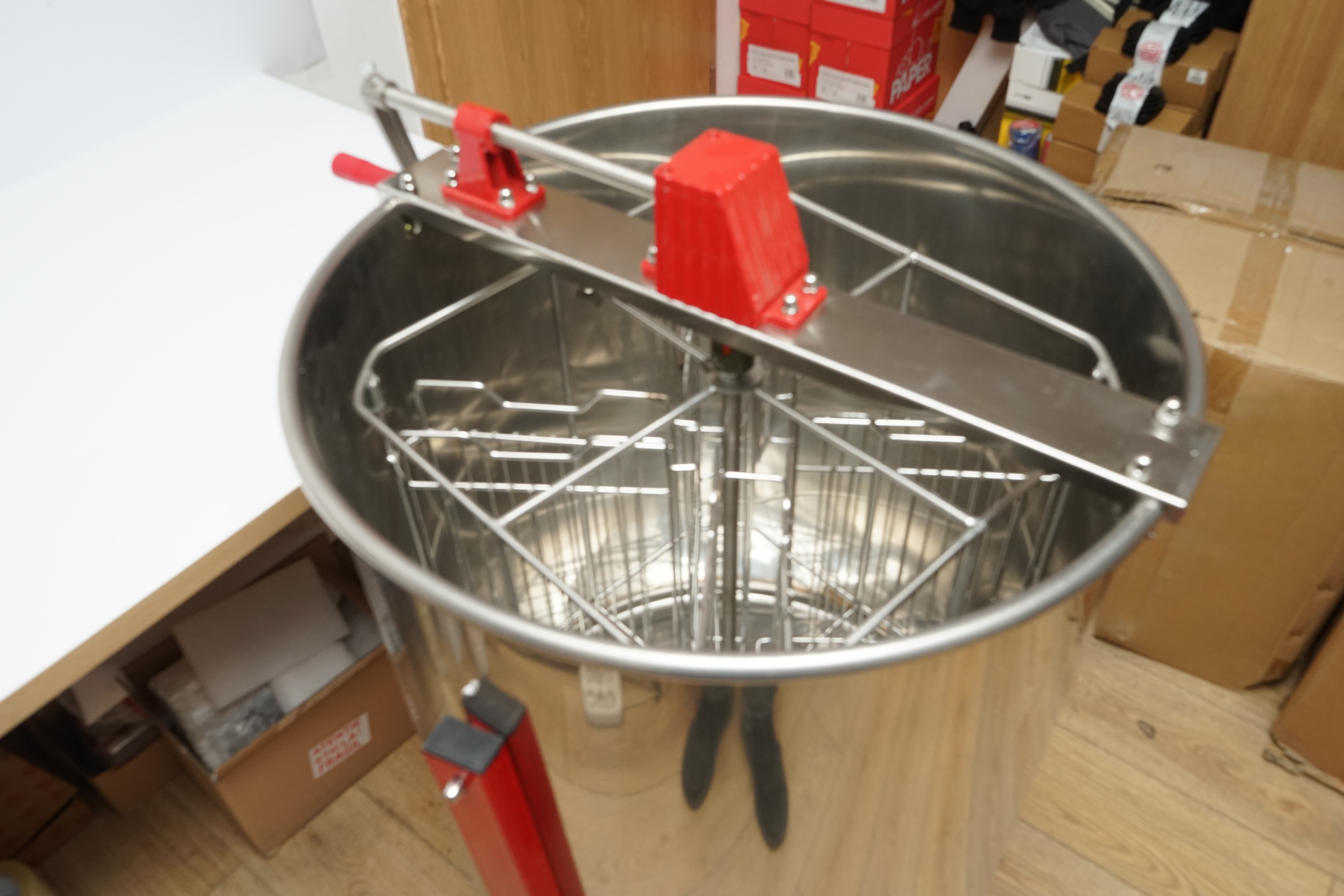 Centrifuga manuala apicola, extractor miere din inox cu 4 rame - imagine 4