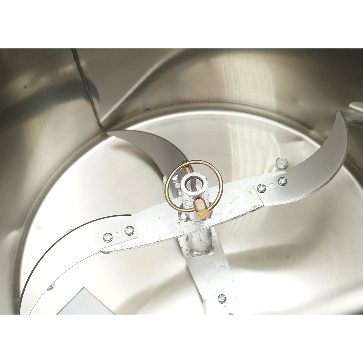 Moara electrica resturi vegetale si nutret 2.2kW, 220V, cuva inox 10L, 4 cutite incluse - imagine 6