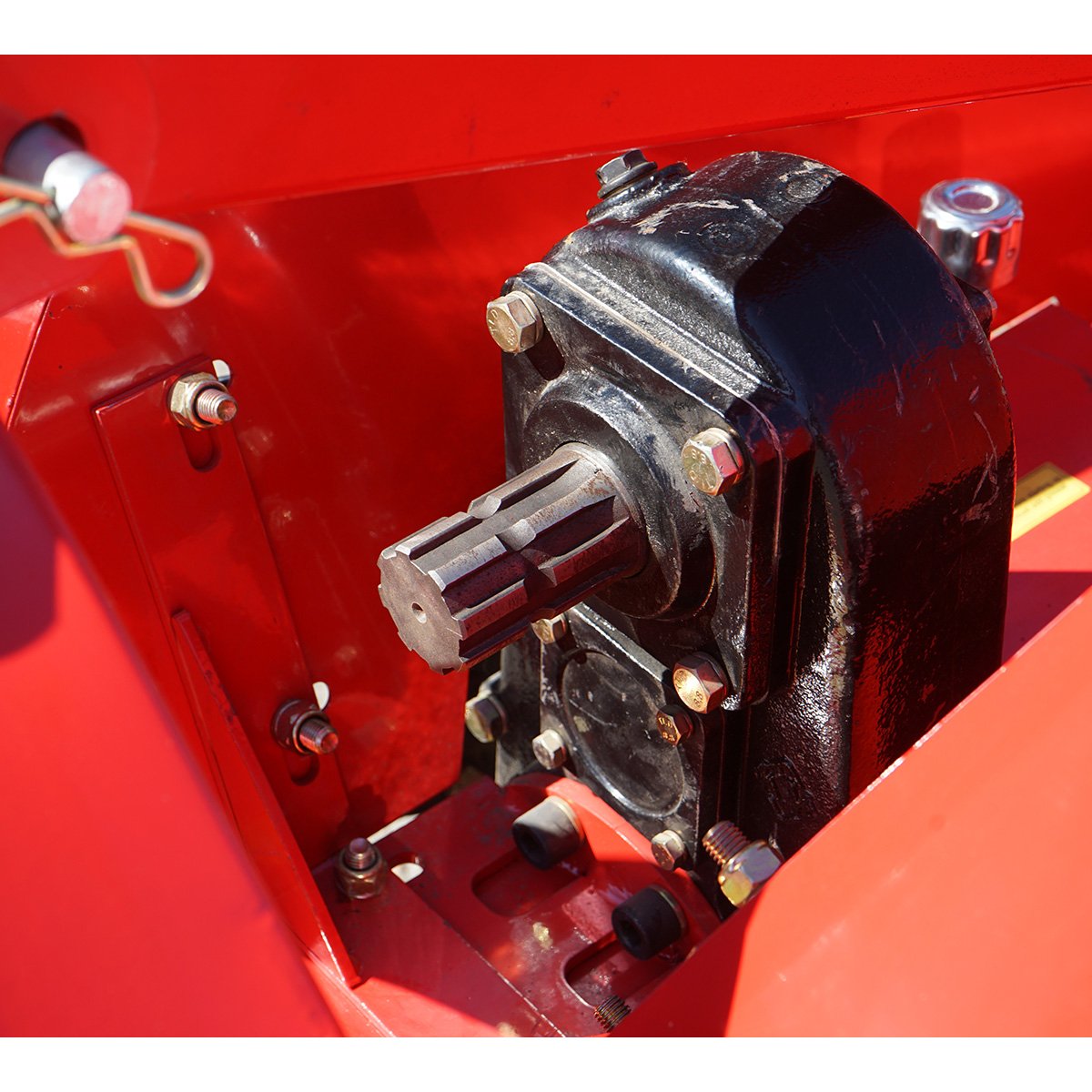 Masina de sapat santuri 350-450mm, adancime 350-450mm pentru tractor 50-80CP, cardan inclus - imagine 9