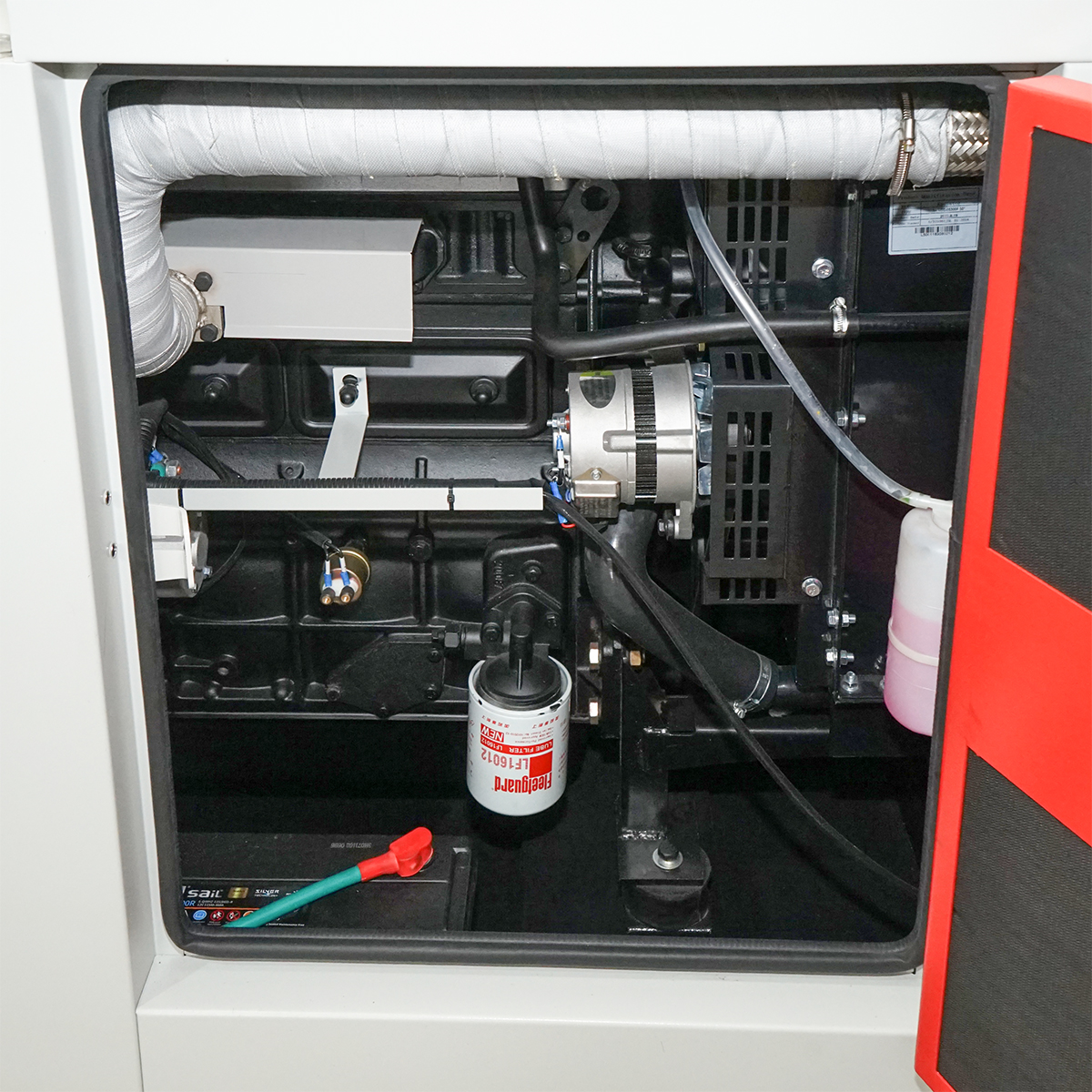 Generator electric trifazat 28KVA, 230/400V cu motor diesel Ricardo N4100DS-30KW - imagine 6