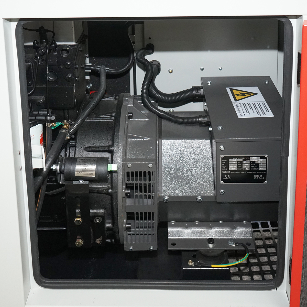 Generator electric trifazat 28KVA, 230/400V cu motor diesel Ricardo N4100DS-30KW - imagine 7