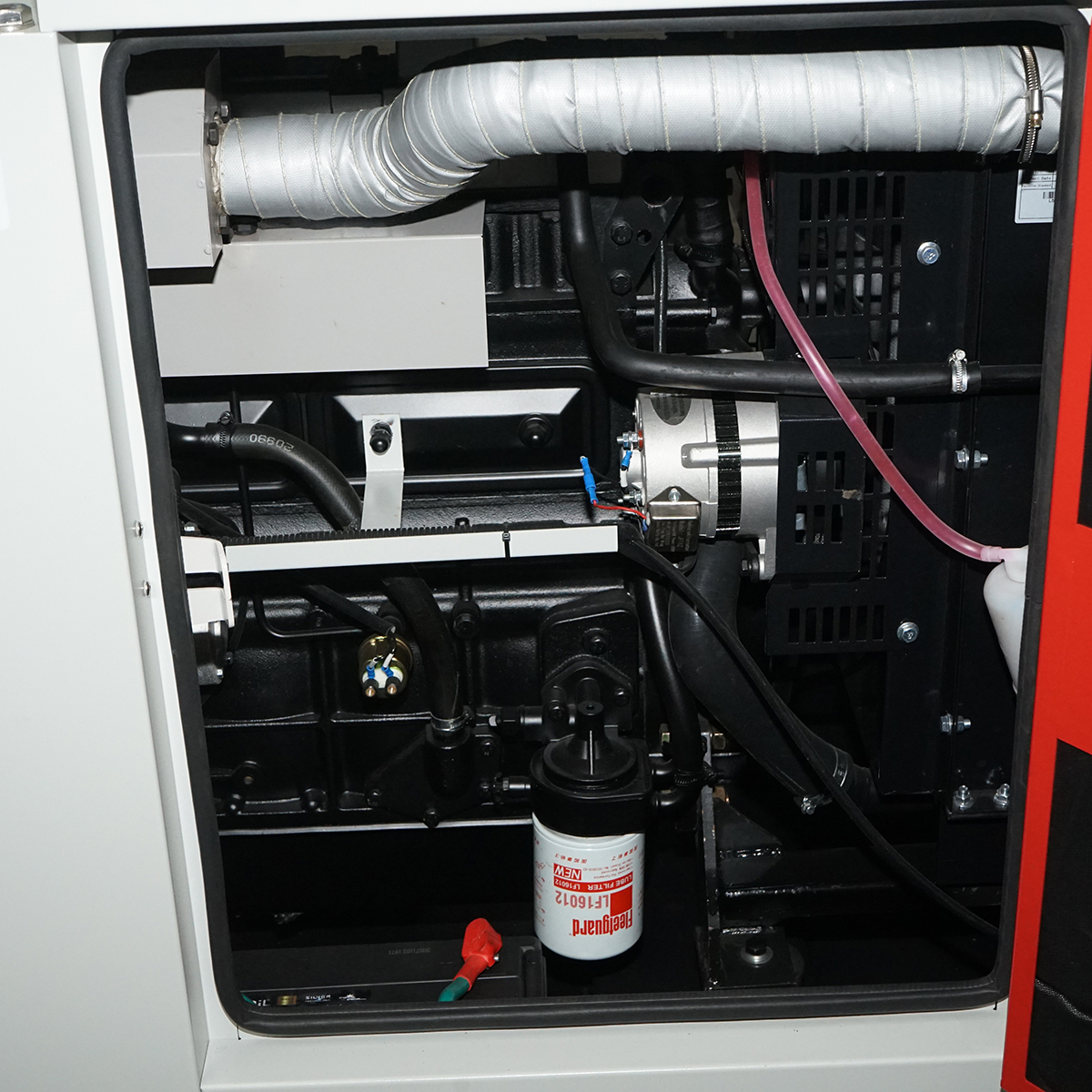 Generator electric trifazat 55KVA, 230/400V cu motor diesel Ricardo N4105ZDS-56KW si ATS 100A - imagine 8