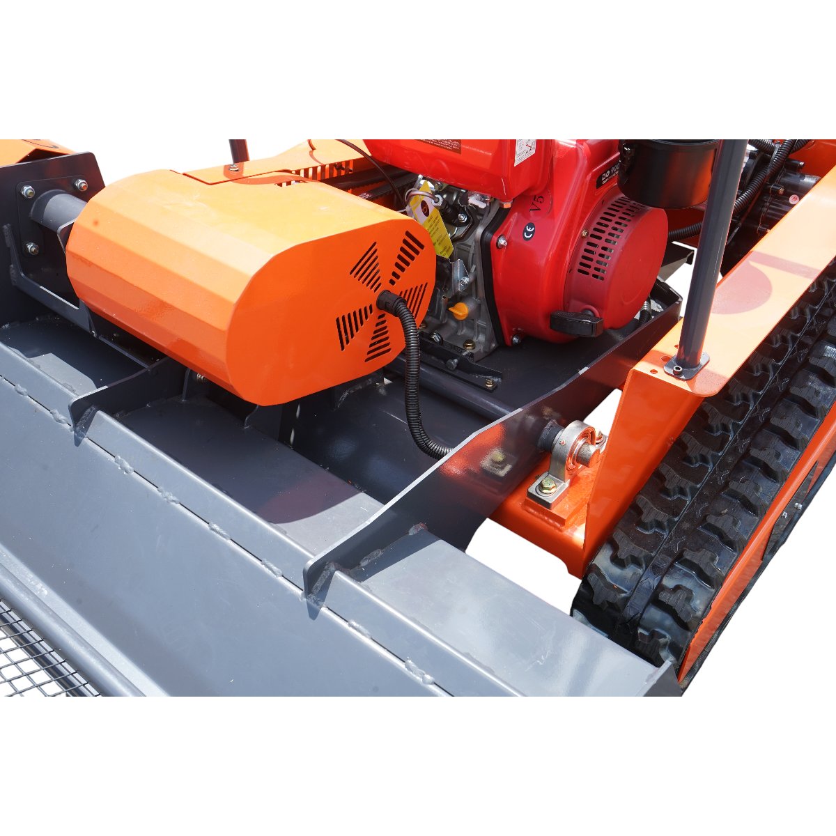 Masina de tuns iarba cu telecomanda pe senile, motor diesel 12.5CP, 499cc, latime de taiere 1000mm THOR - imagine 11