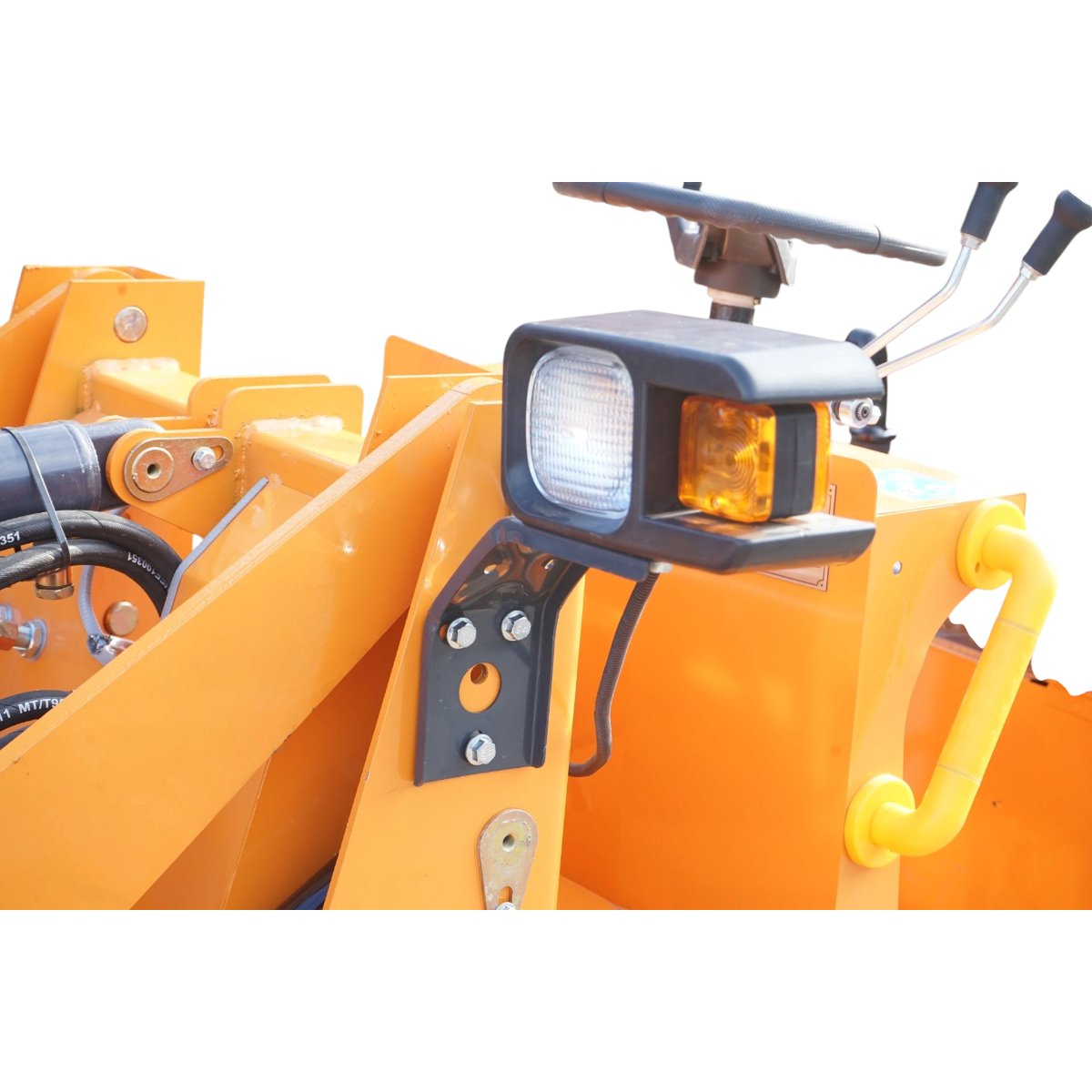 Mini incarcator frontal articulat 900kg 4x4, motor diesel 35CP, capacitate ridicare 500kg, latime cupa 1000mm THOR - imagine 14