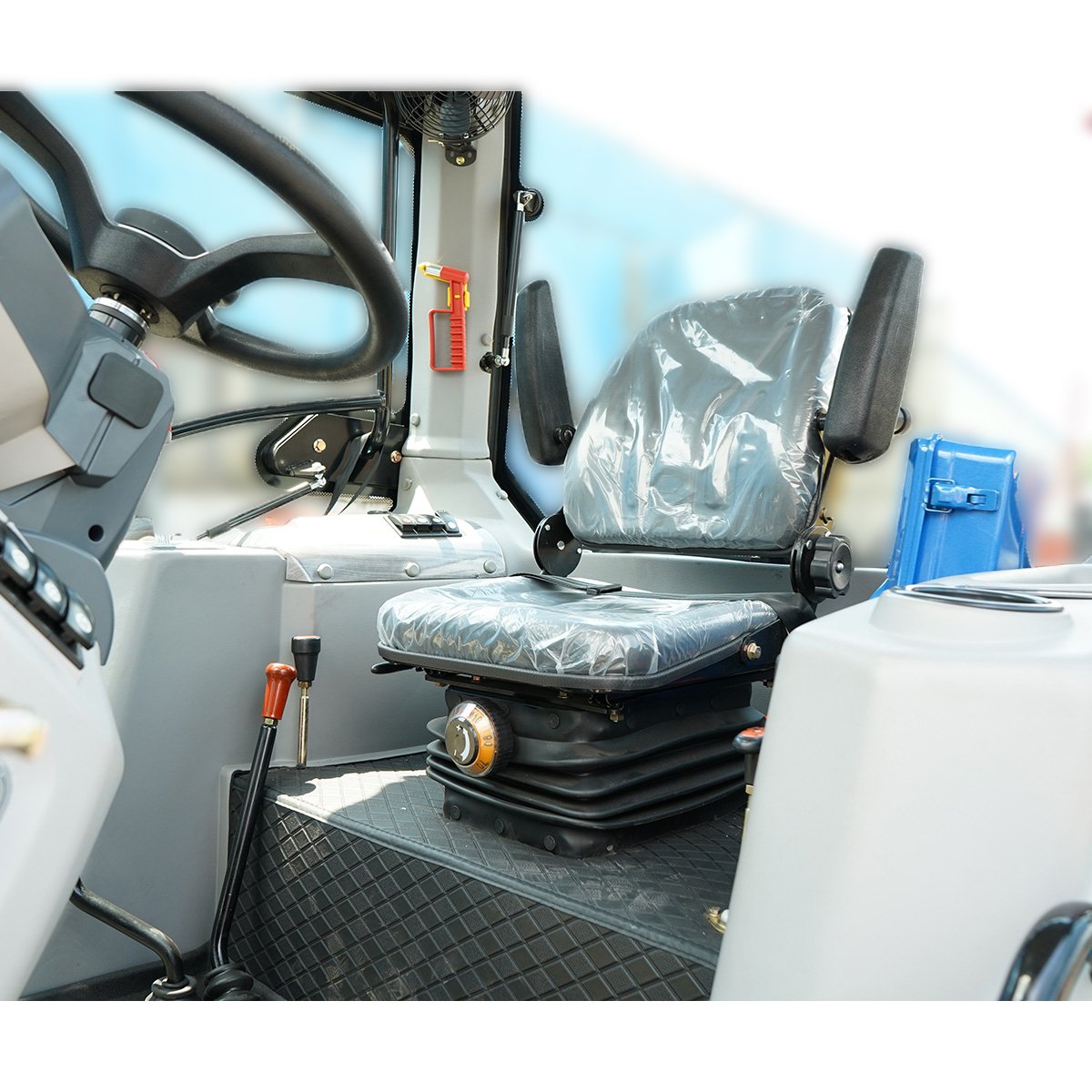 Tractor 60CP 4x4 cu cabina, motor YTO diesel, camere video, trapa KONIG 604 - imagine 10