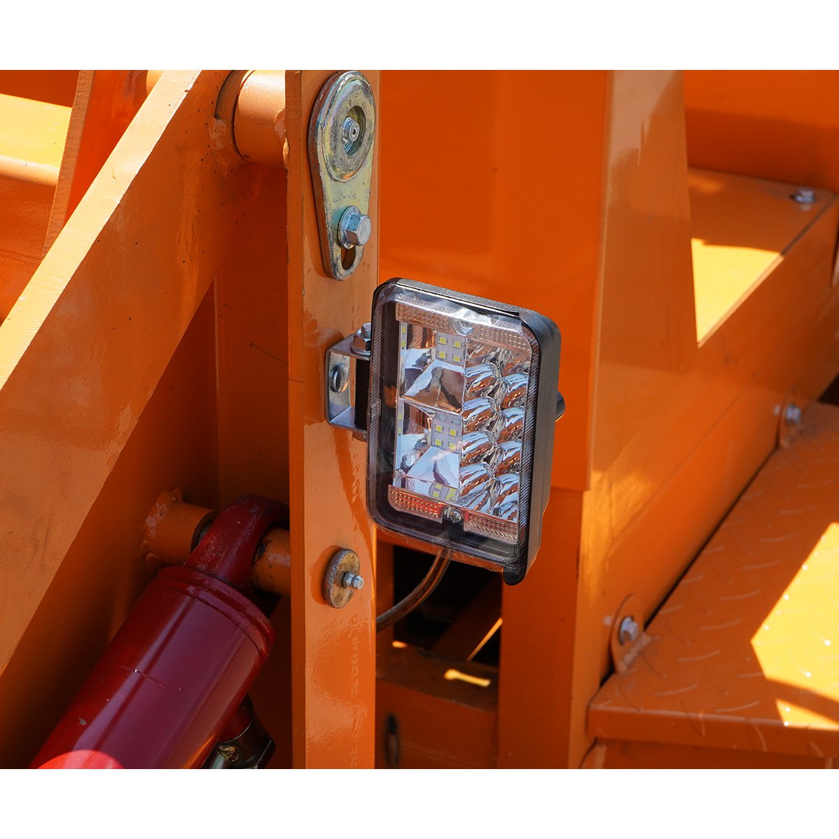 Mini incarcator frontal articulat 4x4, motor diesel 18CP, capacitate ridicare 400kg, latime cupa 1000mm Breckner Germany - imagine 14