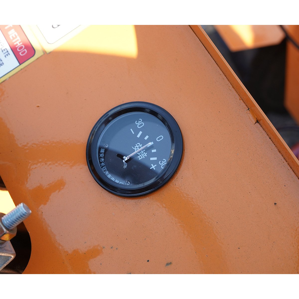 Mini incarcator frontal articulat 4x4, motor diesel 18CP, capacitate ridicare 400kg, latime cupa 1000mm Breckner Germany - imagine 13