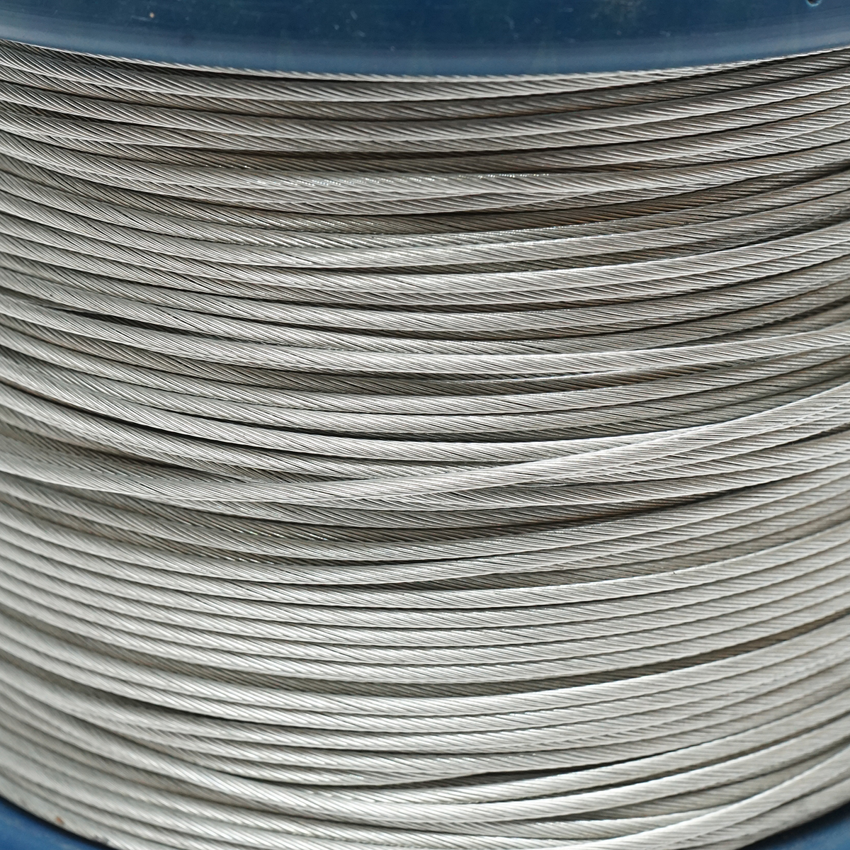 Cablu otel galvanizat 2mm, fire 1x19, sarcina maxima 80Kg, greutate 4.8Kg, 250m/rola - imagine 2