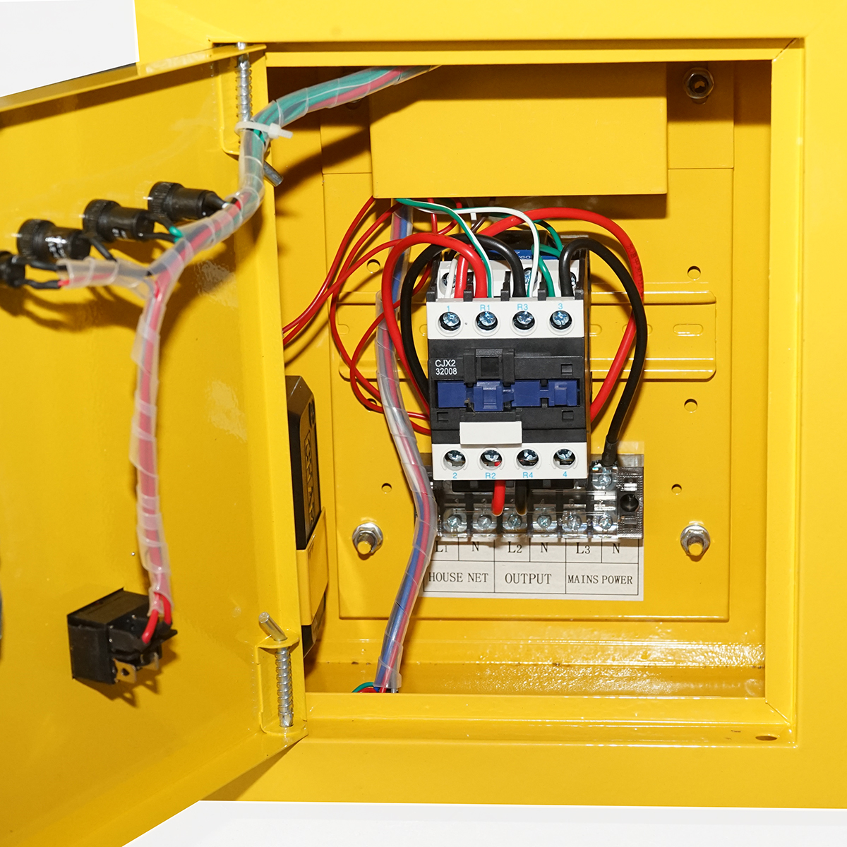 Generator electric cu ATS 7kW, 220V, motor pe benzina 18CP, pornire electrica/manuala Breckner Germany - imagine 8