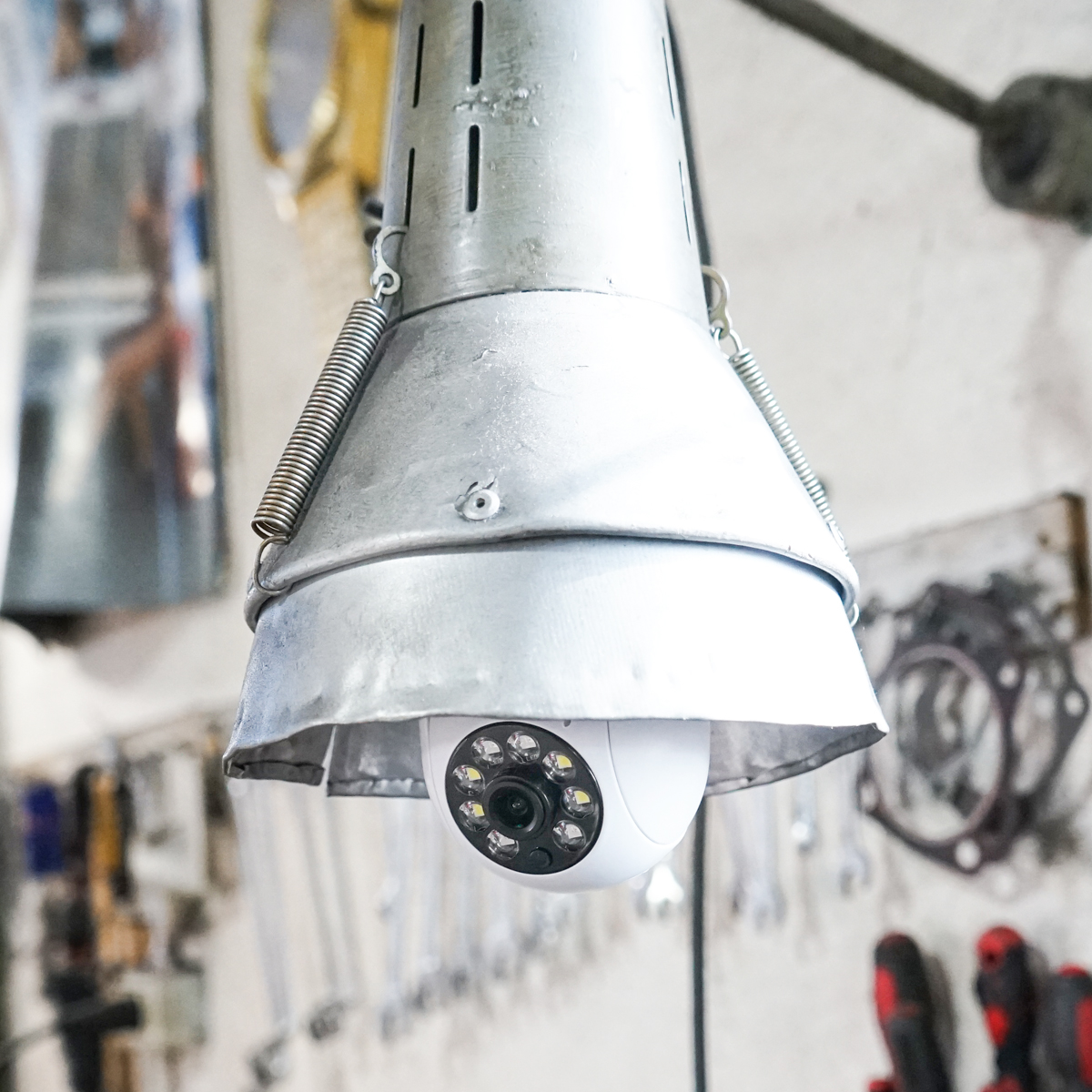 Camera de supraveghere WS-Q501 Smart-Bulb PTZ, WIFI tip bec E27 cu senzor de miscare si aplicatie Tuya WS-W501 Breckner Germany - imagine 6