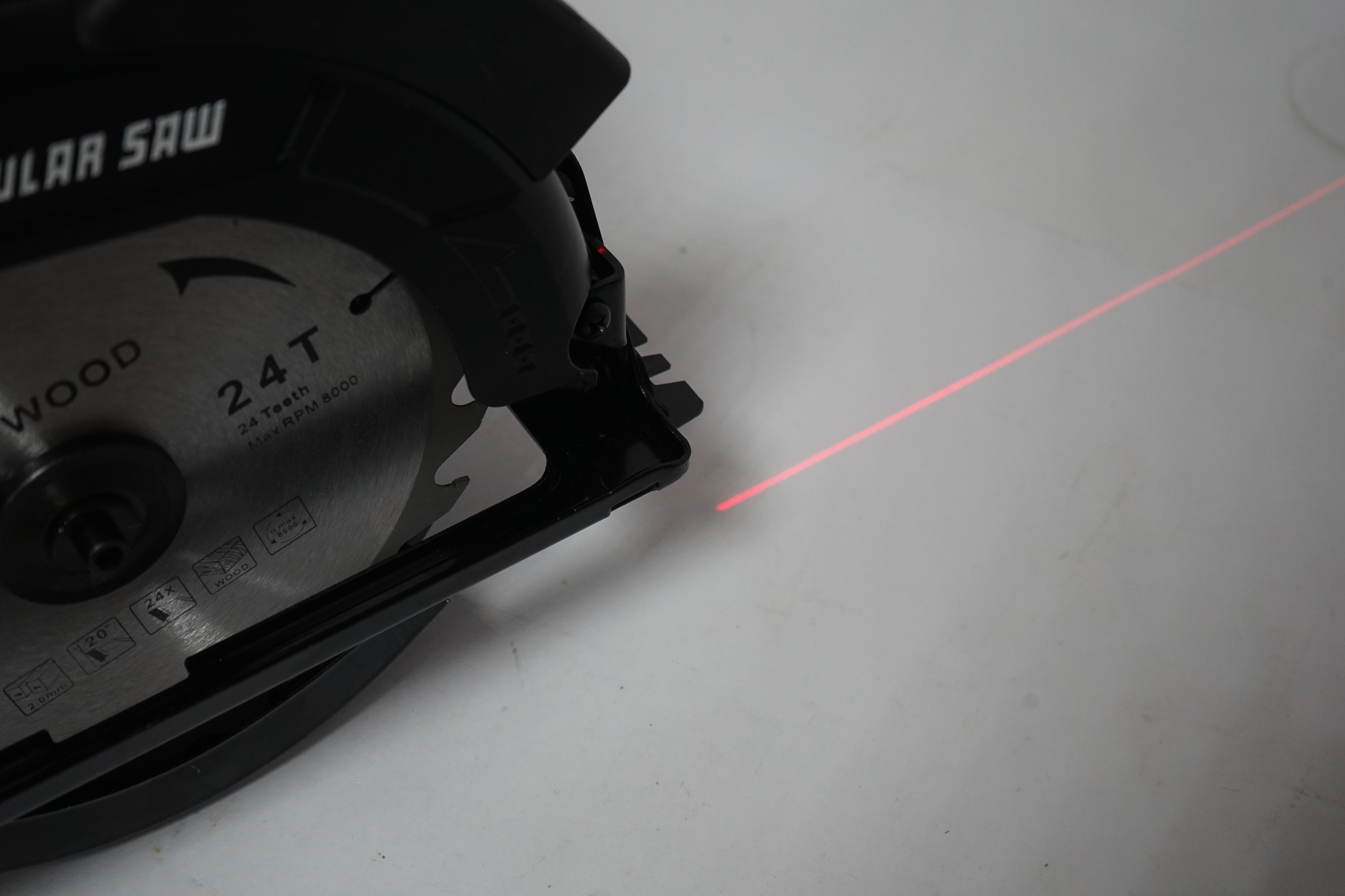 Fierastrau circular de mana cu laser 1050W, 220V, disc 185mm, taiere unghi 0-45°, turatie 5000rpm - imagine 10