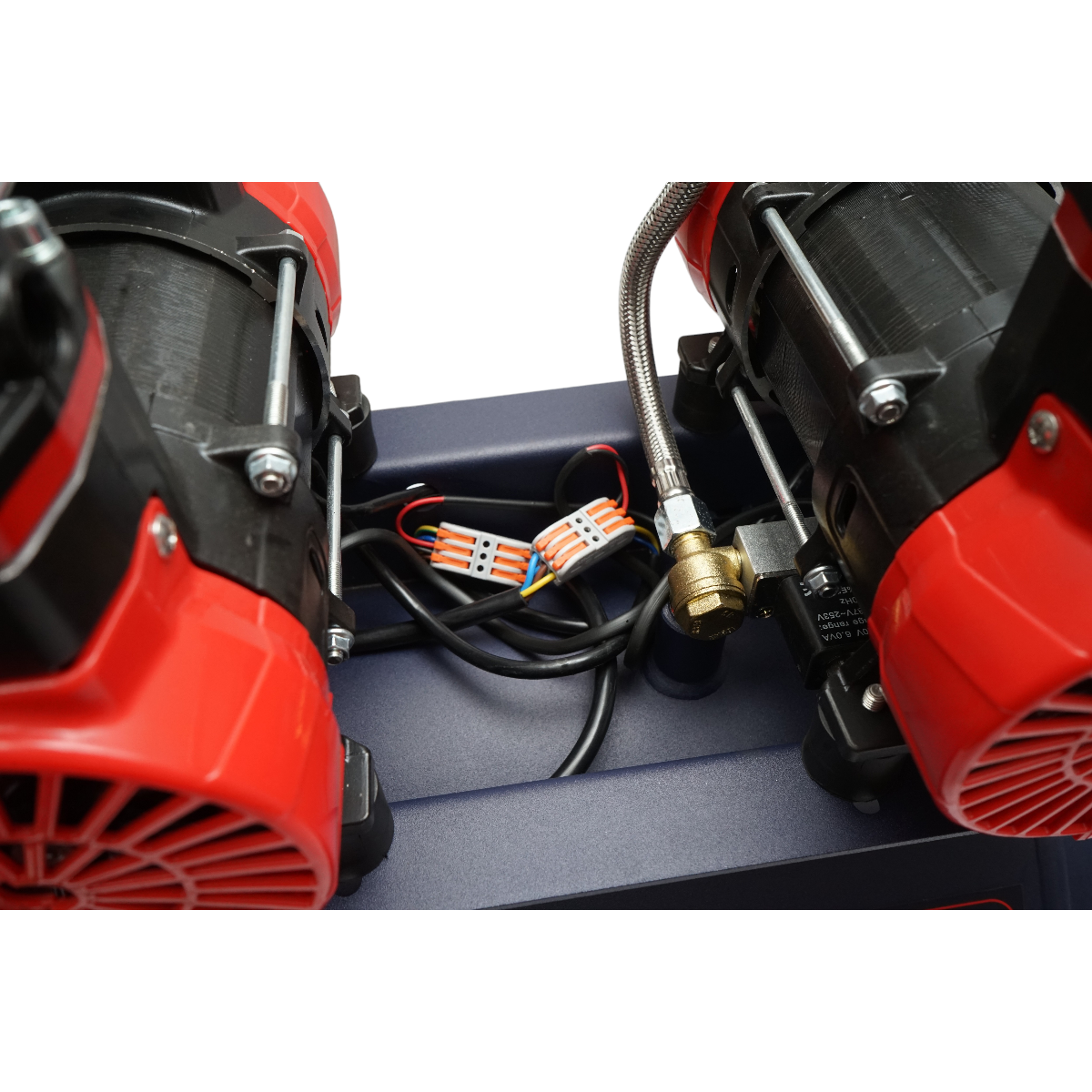 Compresor aer 50L fara ulei silentios, 2 motoare 4 cilindri 1.5KW/2CP, presiune maxima 8 bar, volum aer aspirat 170L/min - imagine 9