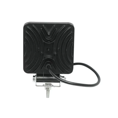 Lampa 5 LED-uri 10-30V 15W unghi radiere 30 de grade tip spot 108x108x36mm IP67 6000K Breckner Germany - imagine 2