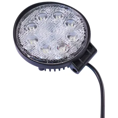 Lampa 8 LED-uri 10-60V 24W unghi radiere 30 de grade tip spot 114x114x48mm IP67 6000K Breckner Germany - imagine 3