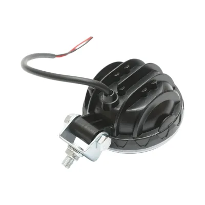 Lampa cu 3 LED-uri 10-30V 9W unghi radiere 30 de grade tip spot 82x52mm IP67 6000K Breckner Germany - imagine 5