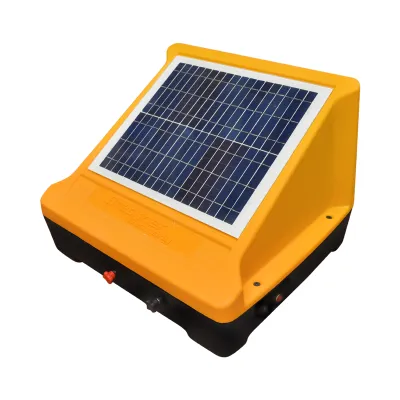 Aparat generator impulsuri pentru gard electric 12V, 4 Joule, 40km cu panou solar 20W si baterie 12V/12Ah Breckner Germany - imagine 2